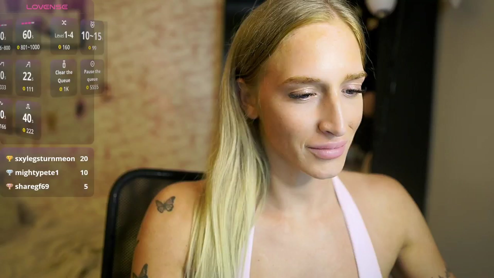 Gallery image thumbnail from NicoletteShea's myfreecams stream on, 10/22/2025, 23:06 image 18 of 20