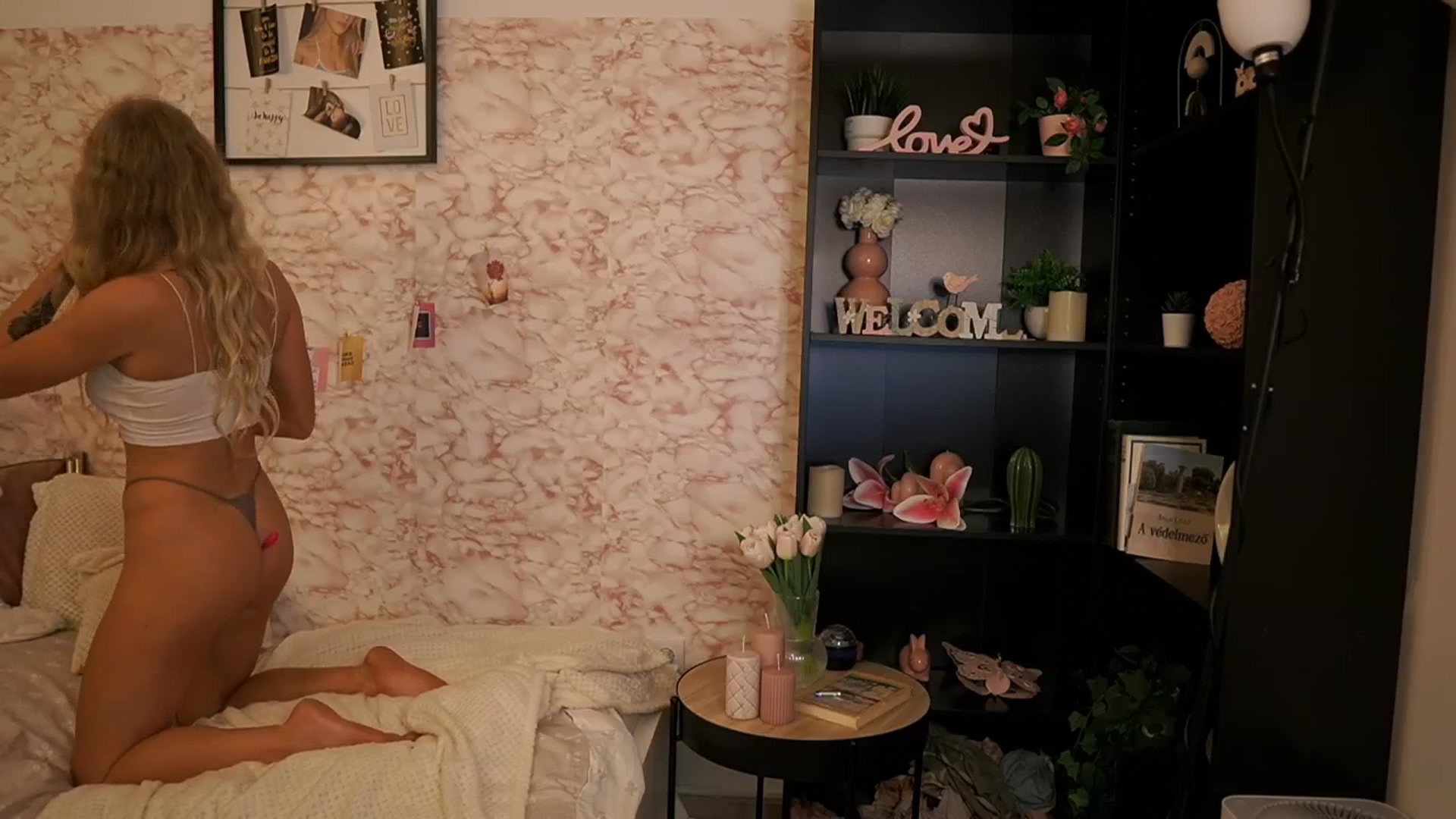 Gallery image thumbnail from NicoletteShea's myfreecams stream on, 10/25/2025, 10:46 image 19 of 20