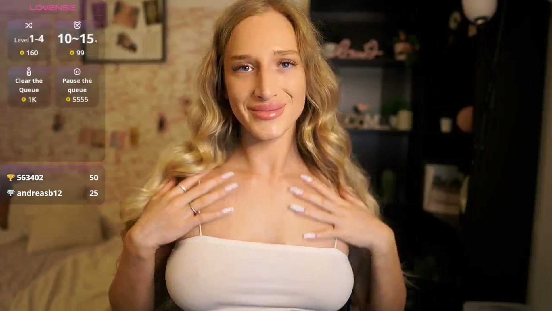 Gallery image thumbnail from NicoletteShea's myfreecams stream on, 10/25/2025, 10:46 image 2 of 20