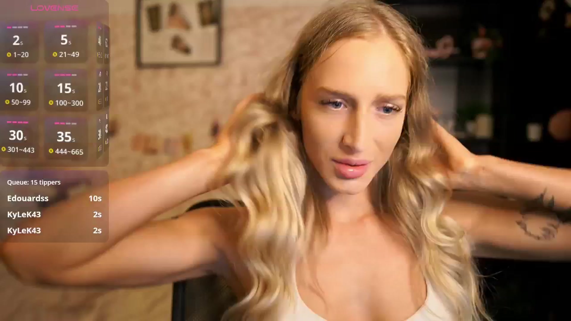 Gallery image thumbnail from NicoletteShea's myfreecams stream on, 10/28/2025, 10:32 image 20 of 20