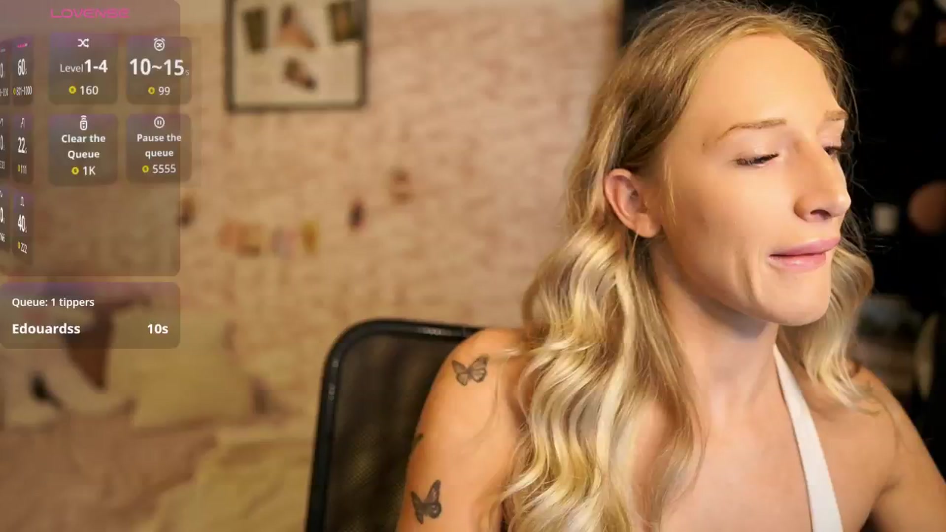 Gallery image thumbnail from NicoletteShea's myfreecams stream on, 10/28/2025, 10:32 image 9 of 20