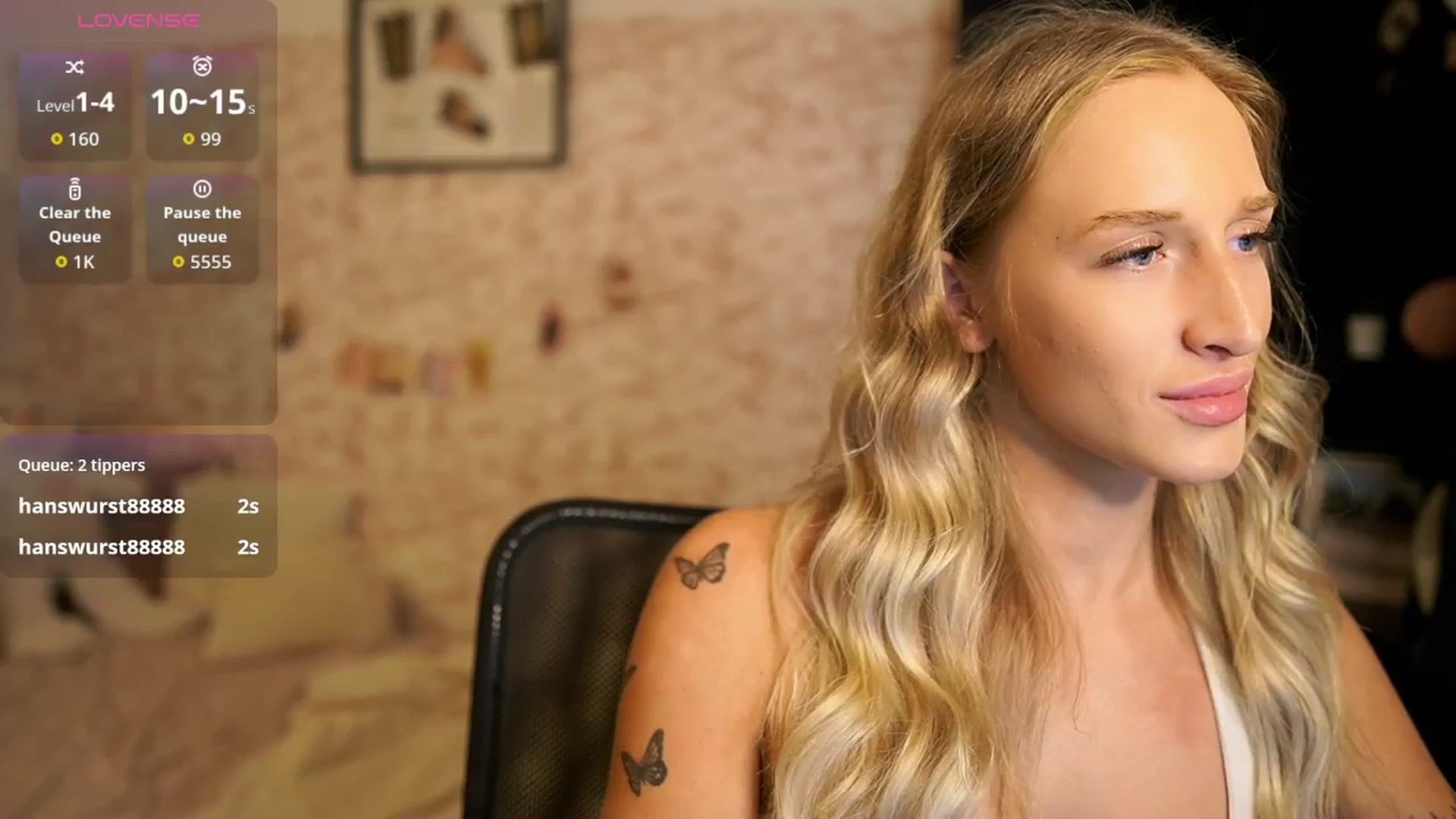 Gallery image thumbnail from NicoletteShea's myfreecams stream on, 10/28/2025, 13:17 image 14 of 20