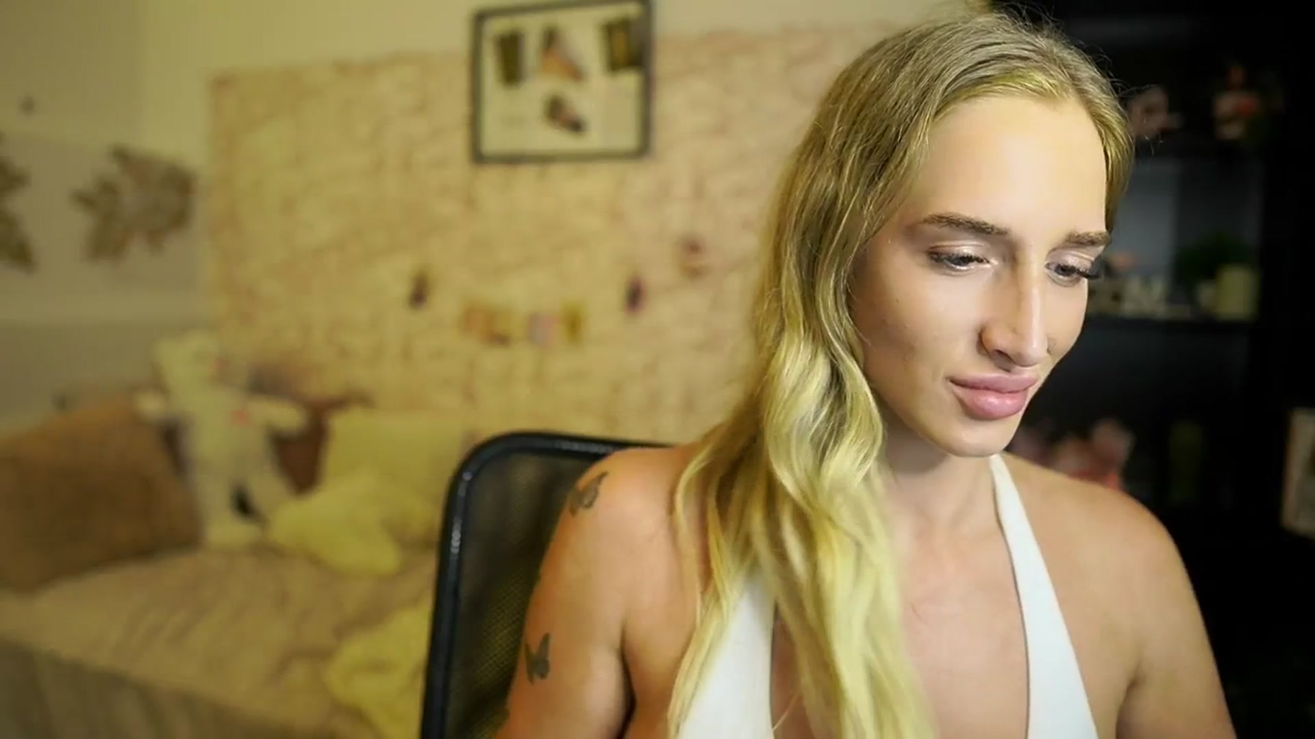 Gallery image thumbnail from NicoletteShea's myfreecams stream on, 10/30/2025, 13:21 image 20 of 20