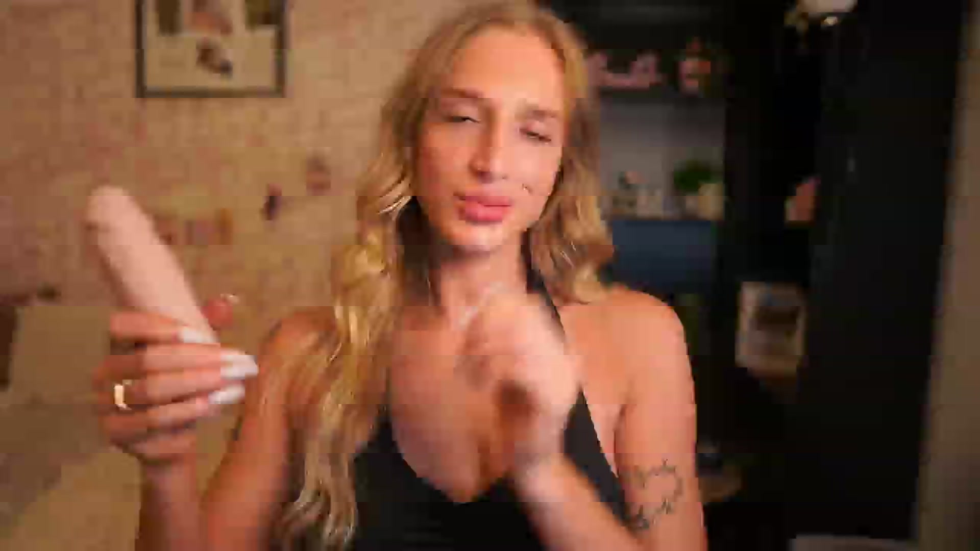 Gallery image thumbnail from NicoletteShea's myfreecams stream on, 11/11/2025, 11:43 image 19 of 20