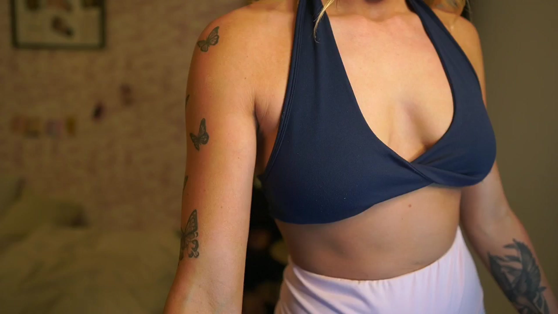 Gallery image thumbnail from NicoletteShea's myfreecams stream on, 11/14/2025, 13:33 image 8 of 20