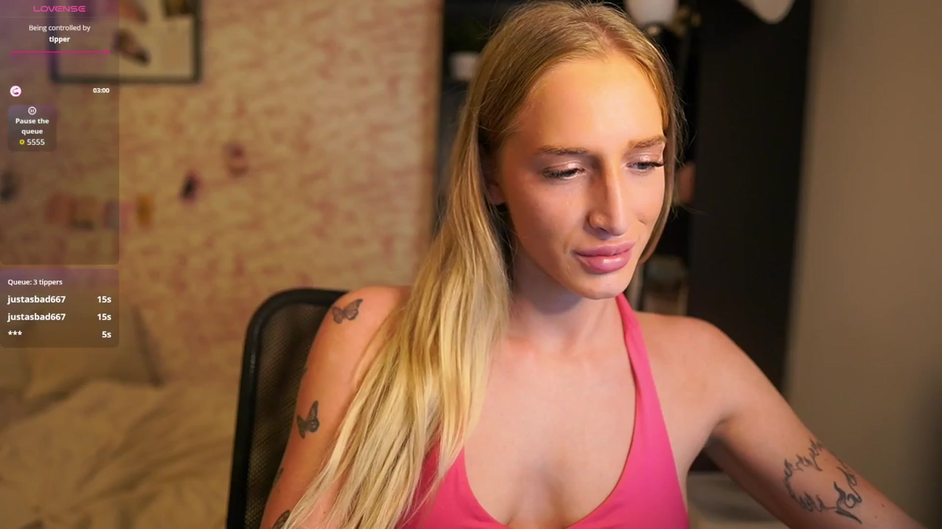 Gallery image thumbnail from NicoletteShea's myfreecams stream on, 11/17/2025, 12:47 image 6 of 20