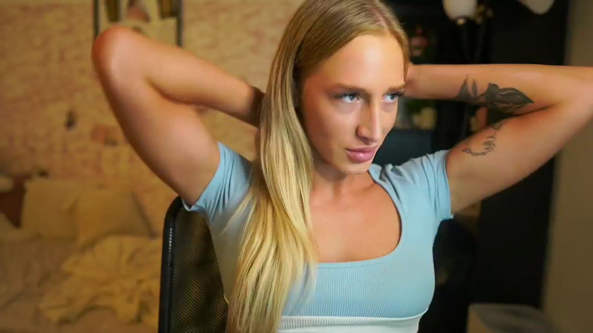 Gallery image thumbnail from NicoletteShea's myfreecams stream on, 11/18/2025, 11:12 image 2 of 20