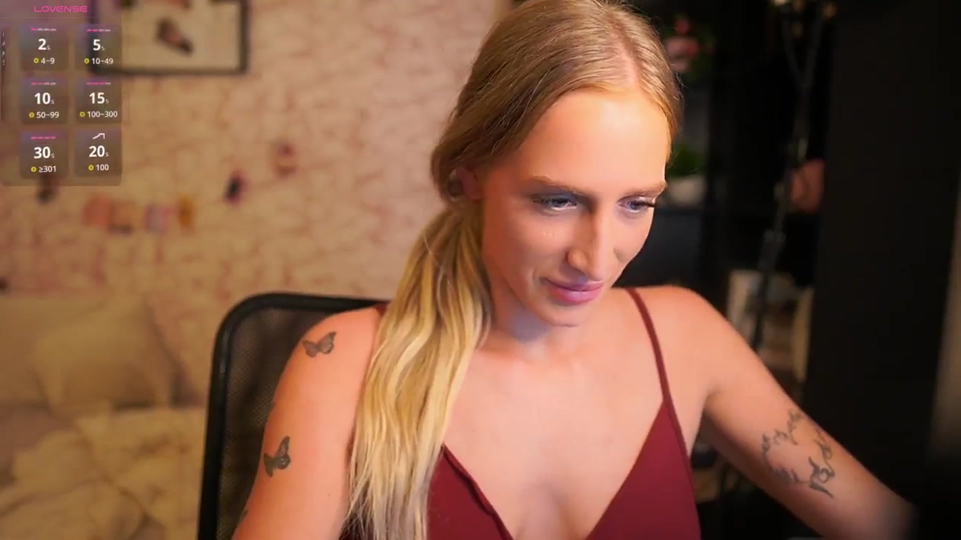 Gallery image thumbnail from NicoletteShea's myfreecams stream on, 11/22/2025, 16:55 image 13 of 20