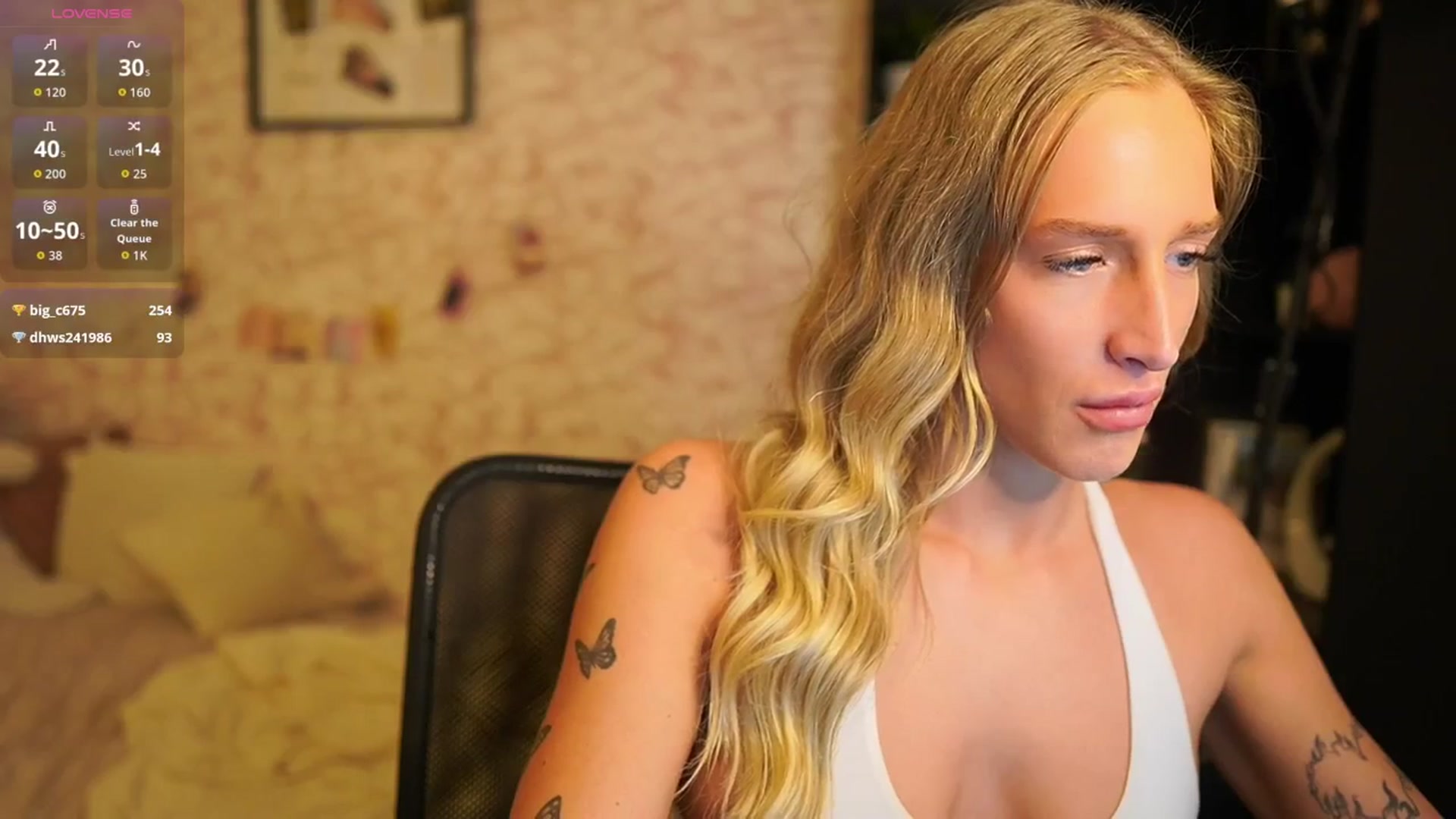 Gallery image thumbnail from NicoletteShea's myfreecams stream on, 11/24/2025, 10:53 image 2 of 20