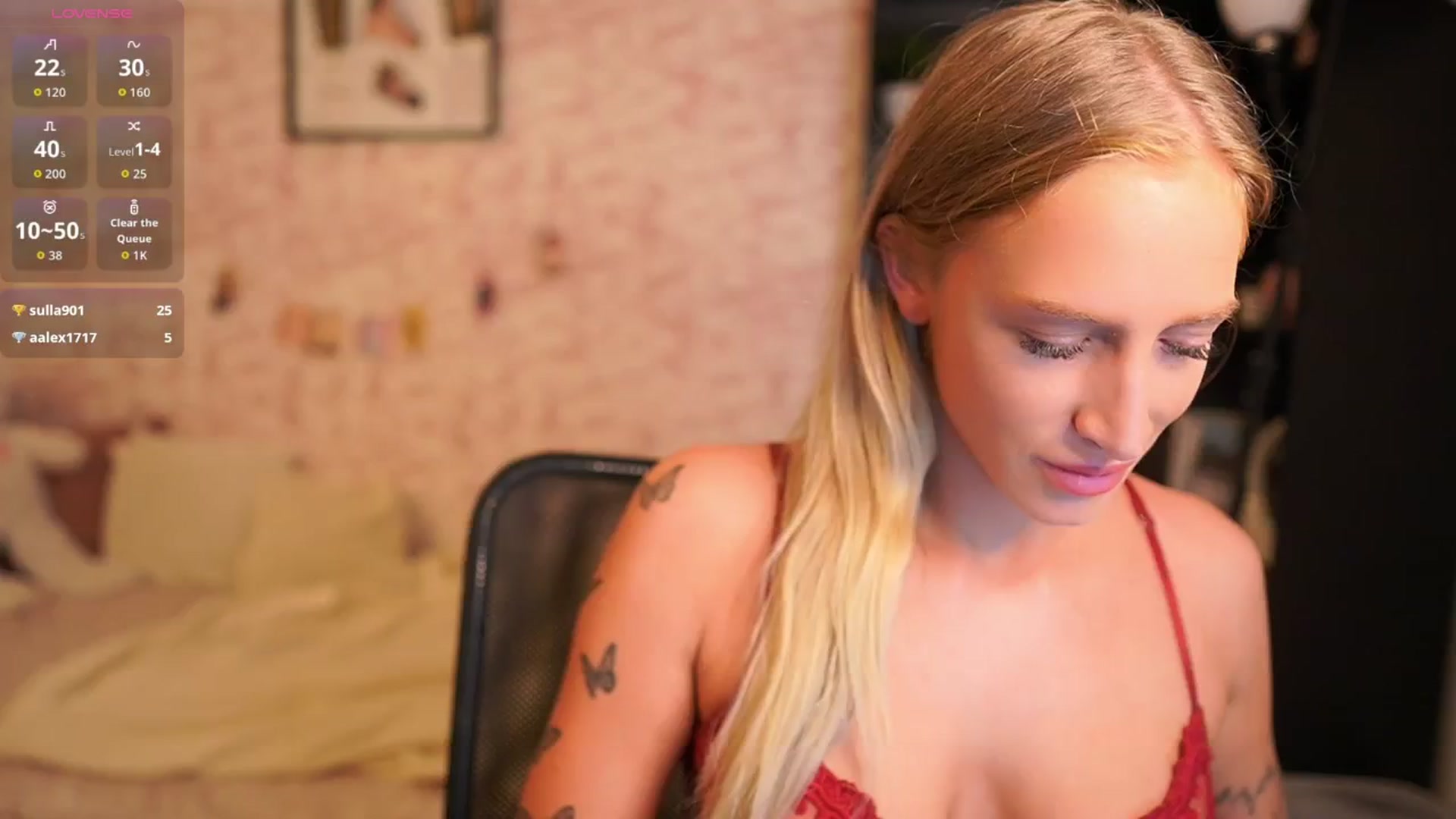 Gallery image thumbnail from NicoletteShea's myfreecams stream on, 12/02/2025, 09:16 image 2 of 20