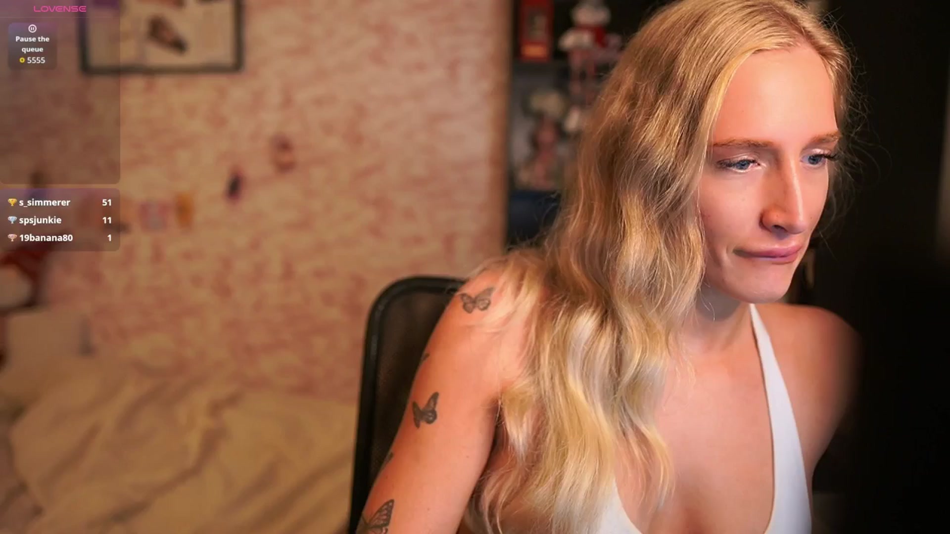 Gallery image thumbnail from NicoletteShea's myfreecams stream on, 12/31/2025, 09:43 image 17 of 20