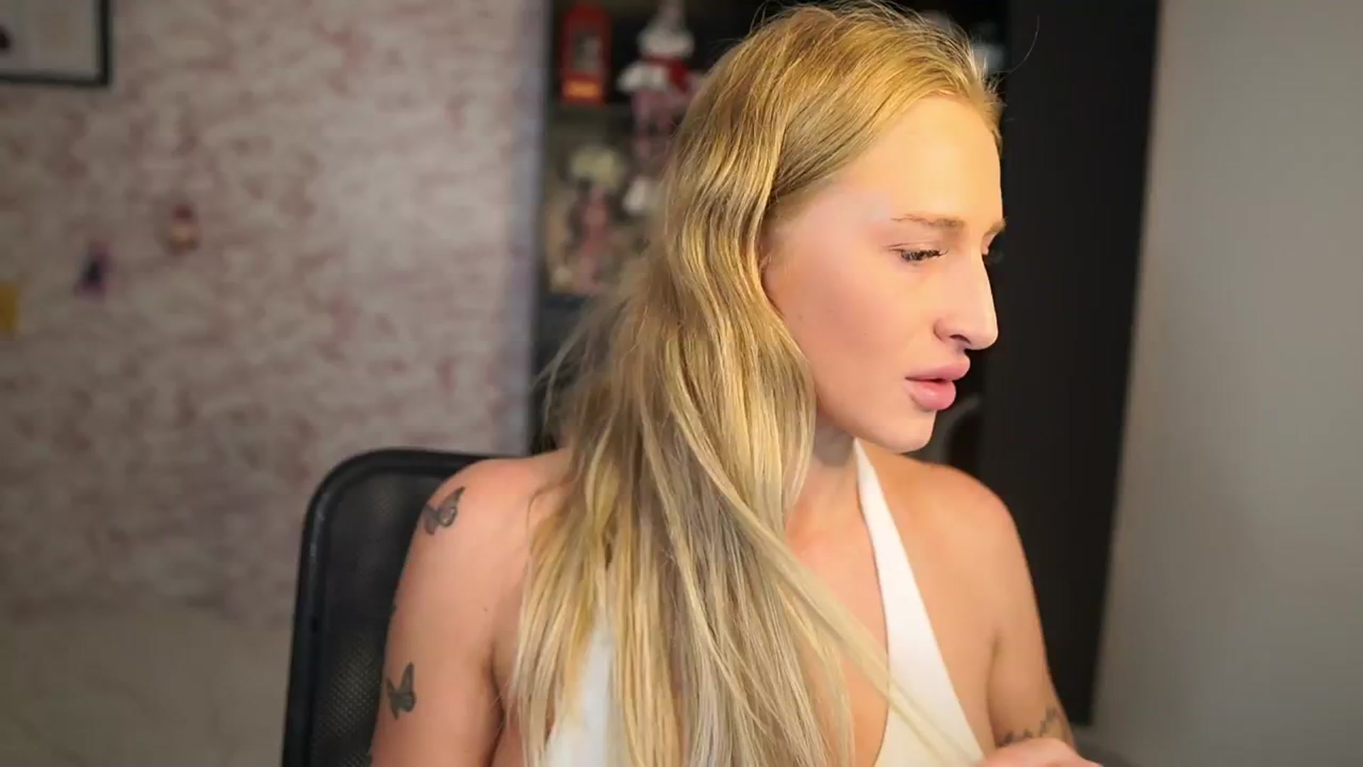 Gallery image thumbnail from NicoletteShea's myfreecams stream on, 01/15/2026, 13:11 image 13 of 20