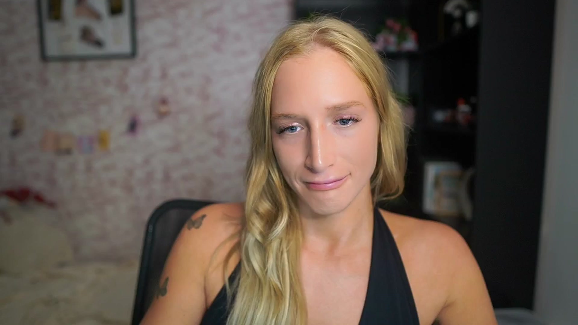 Gallery image thumbnail from NicoletteShea's myfreecams stream on, 01/20/2026, 13:50 image 4 of 20