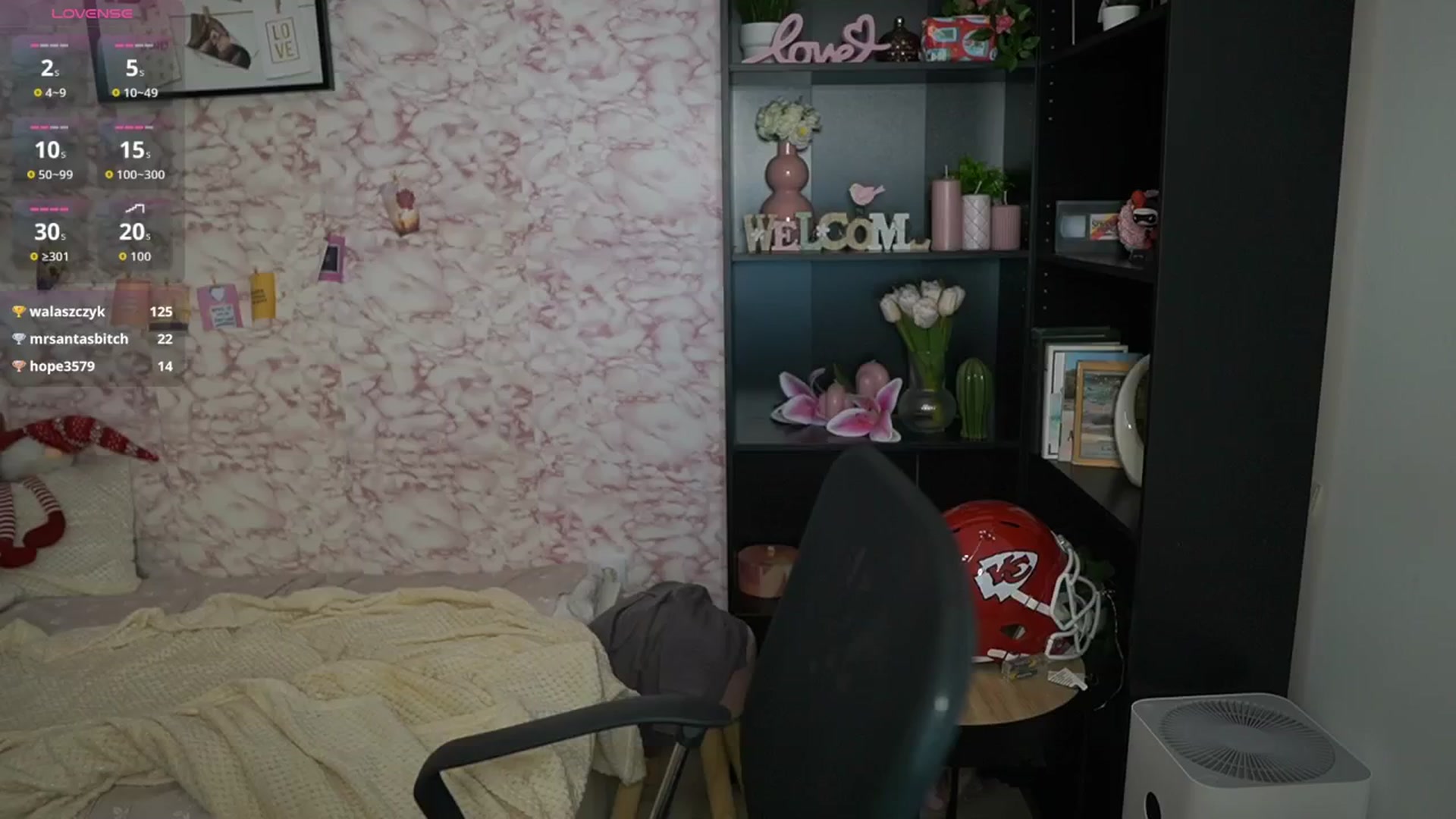 Gallery image thumbnail from NicoletteShea's myfreecams stream on, 01/29/2026, 12:21 image 18 of 20