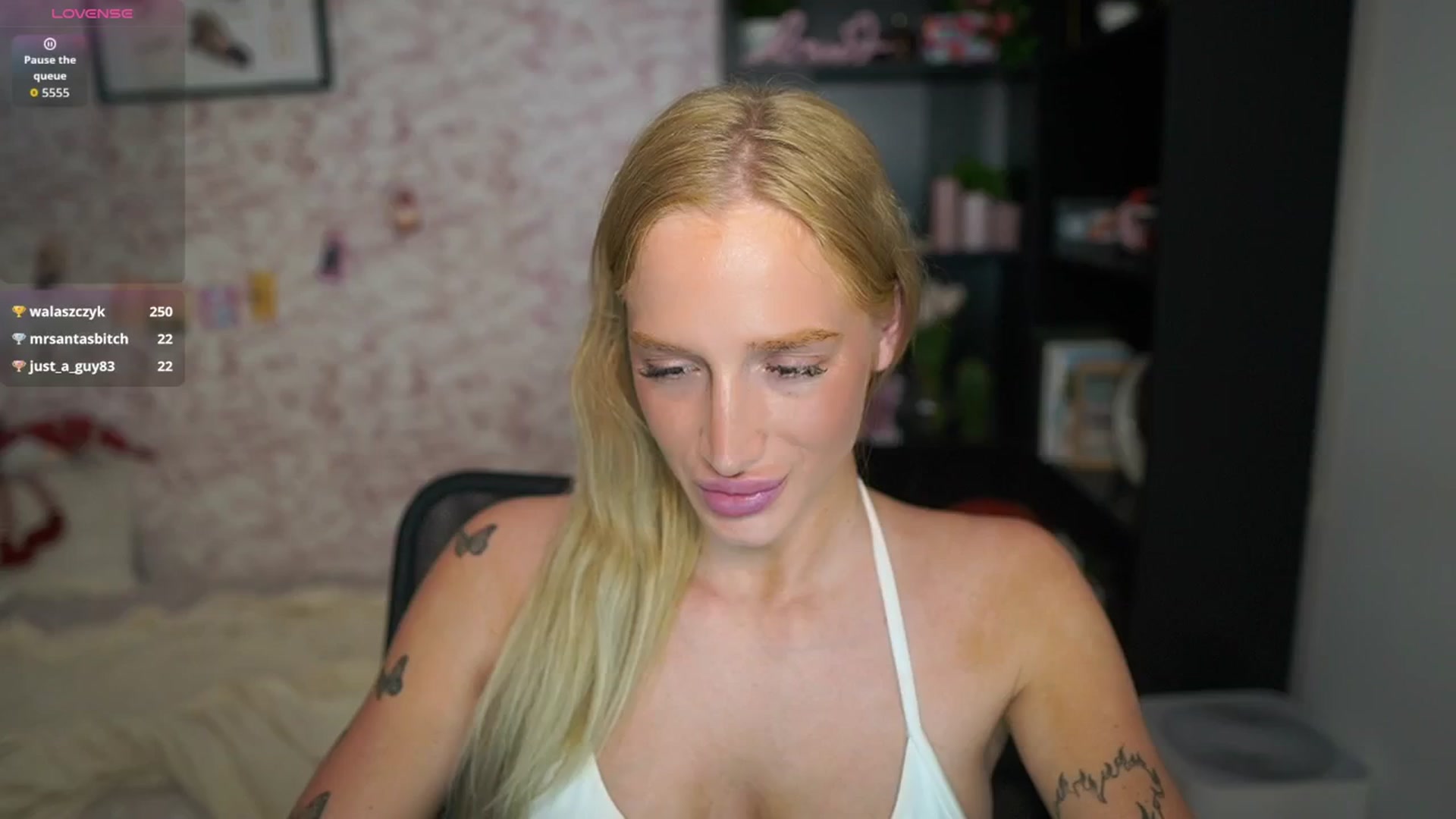 Gallery image thumbnail from NicoletteShea's myfreecams stream on, 01/29/2026, 14:04 image 8 of 20