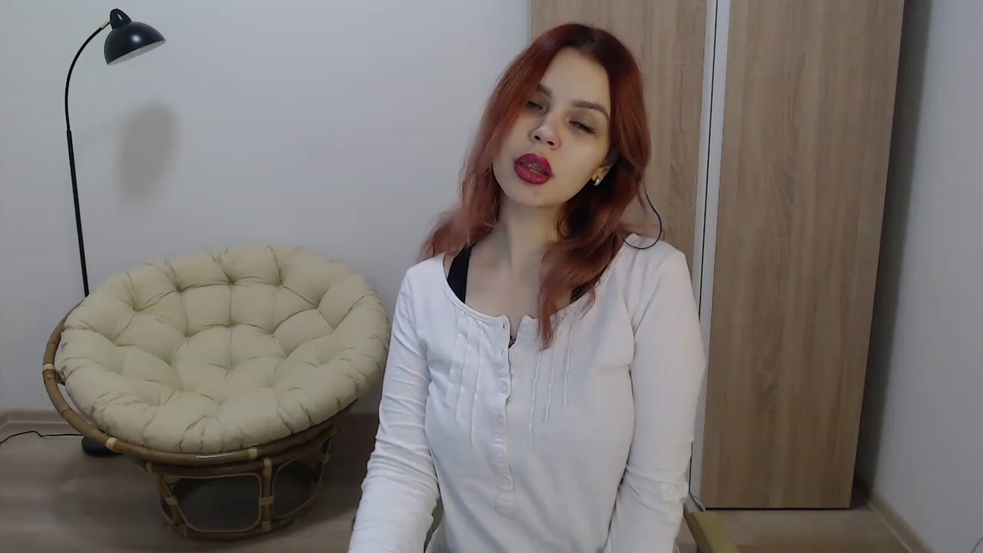 Gallery image thumbnail from NicolyRio's myfreecams stream on, 12/03/2022, 08:56 image 5 of 20