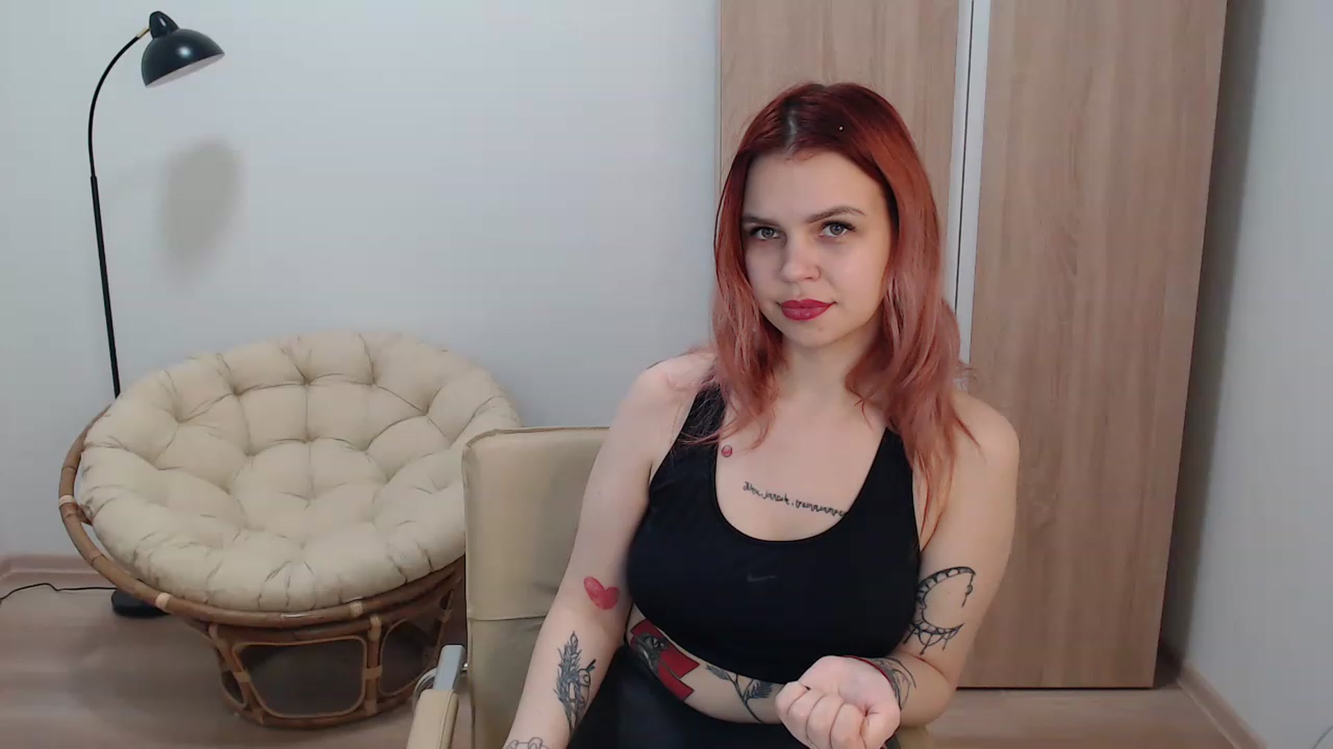 Gallery image thumbnail from NicolyRio's myfreecams stream on, 12/04/2022, 09:38 image 14 of 20