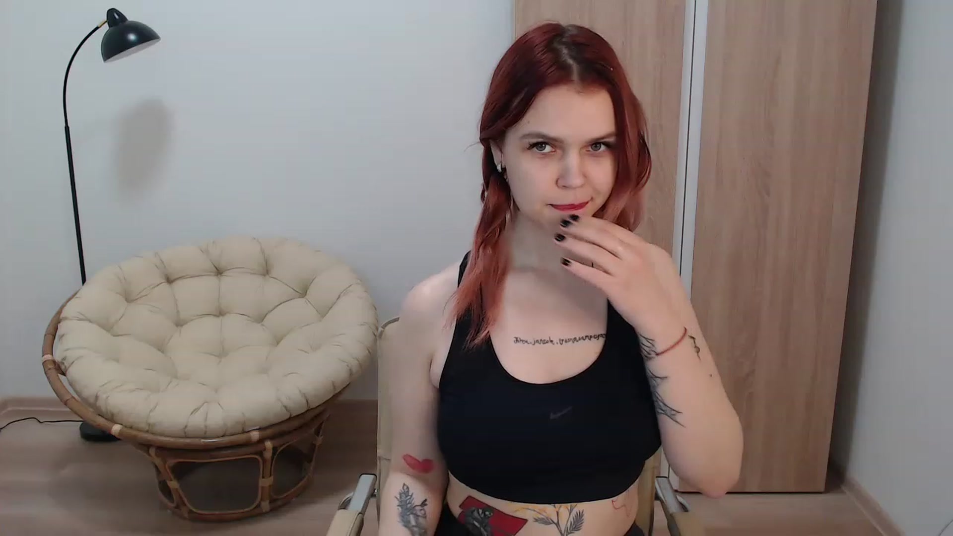 Gallery image thumbnail from NicolyRio's myfreecams stream on, 12/04/2022, 10:08 image 8 of 20