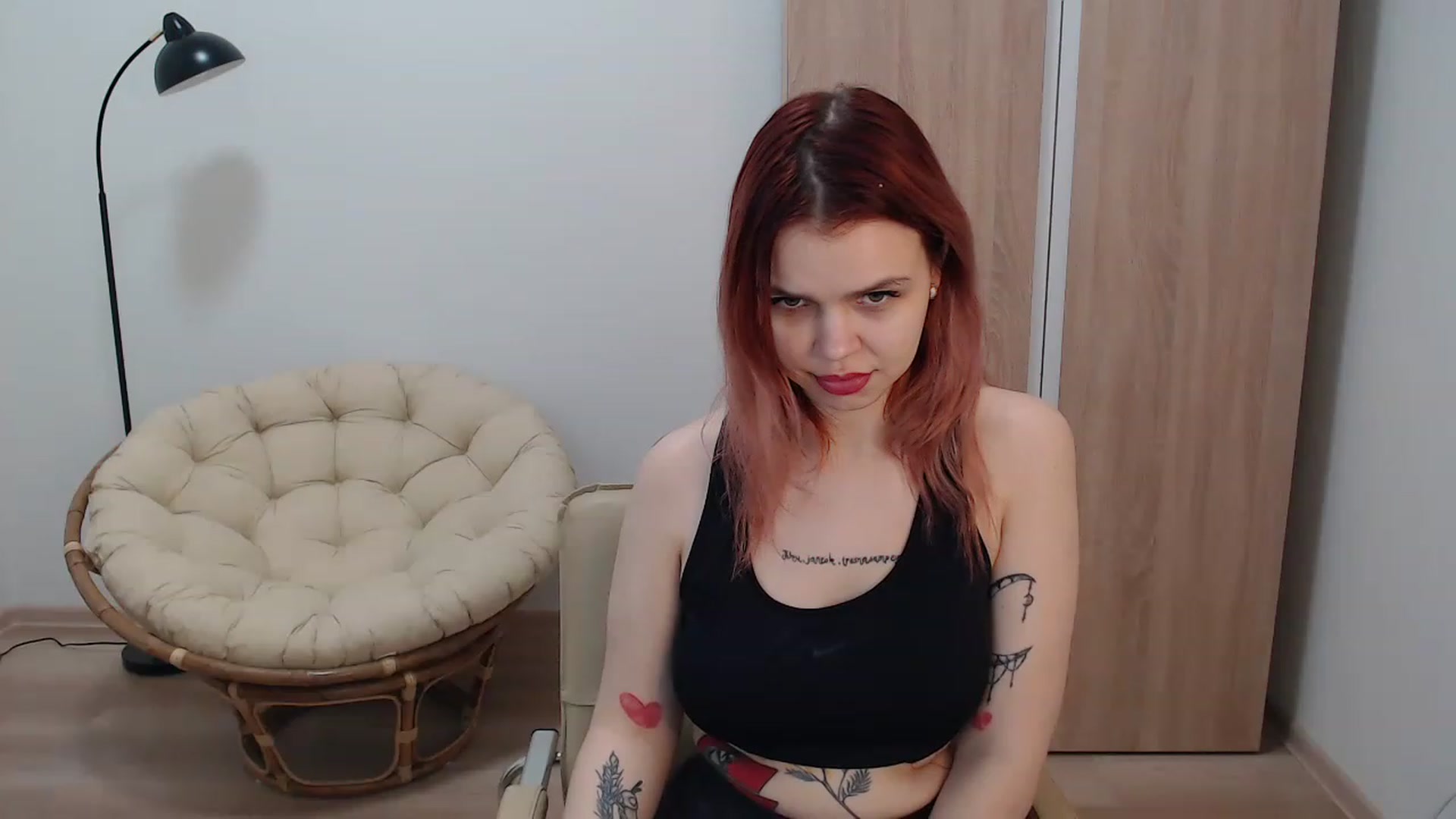 Gallery image thumbnail from NicolyRio's myfreecams stream on, 12/04/2022, 10:34 image 8 of 20