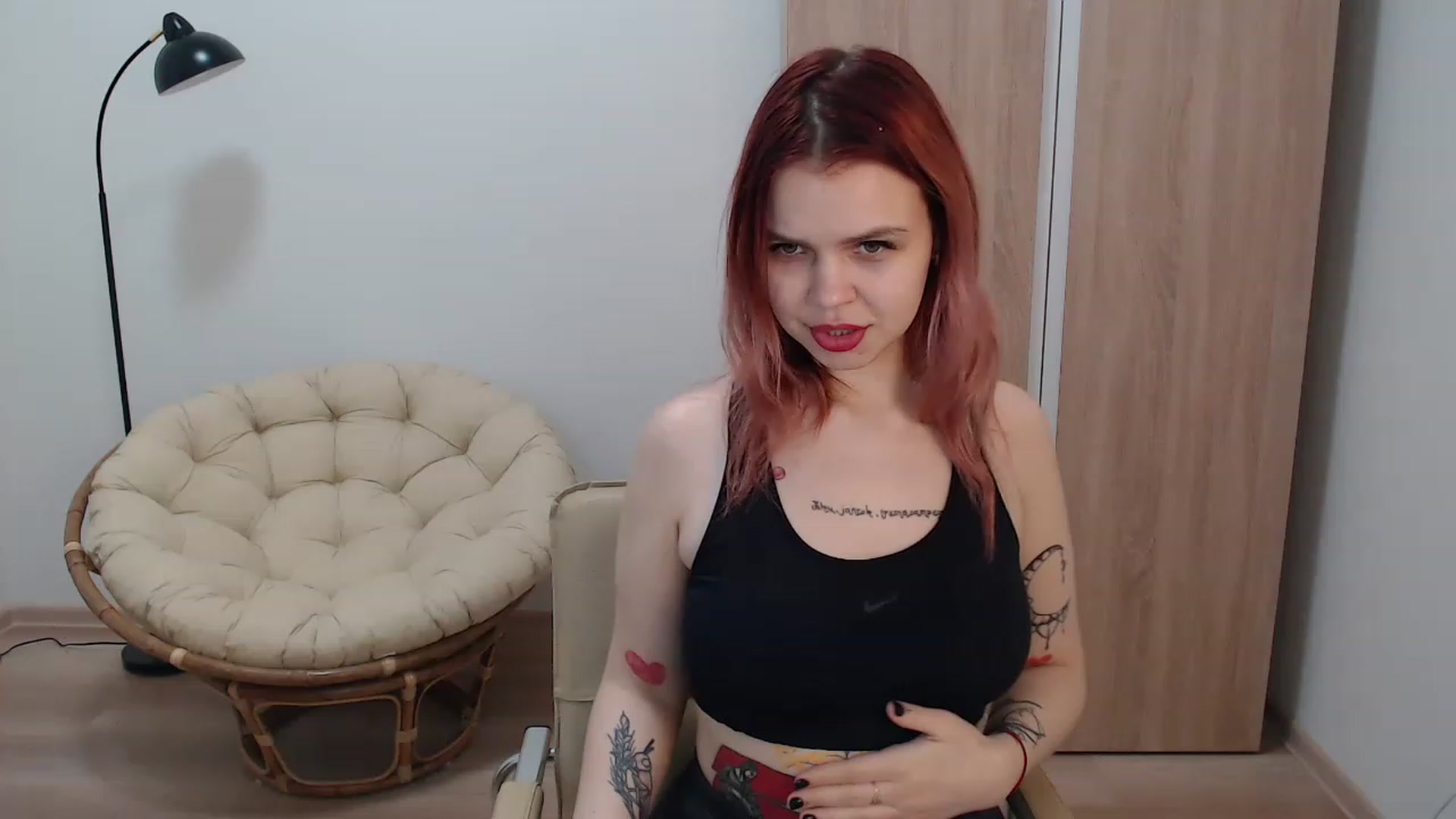 Gallery image thumbnail from NicolyRio's myfreecams stream on, 12/04/2022, 10:34 image 13 of 20