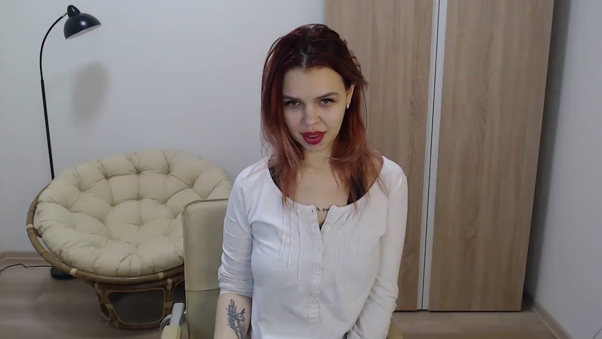 Gallery image thumbnail from NicolyRio's myfreecams stream on, 12/05/2022, 09:37 image 9 of 20