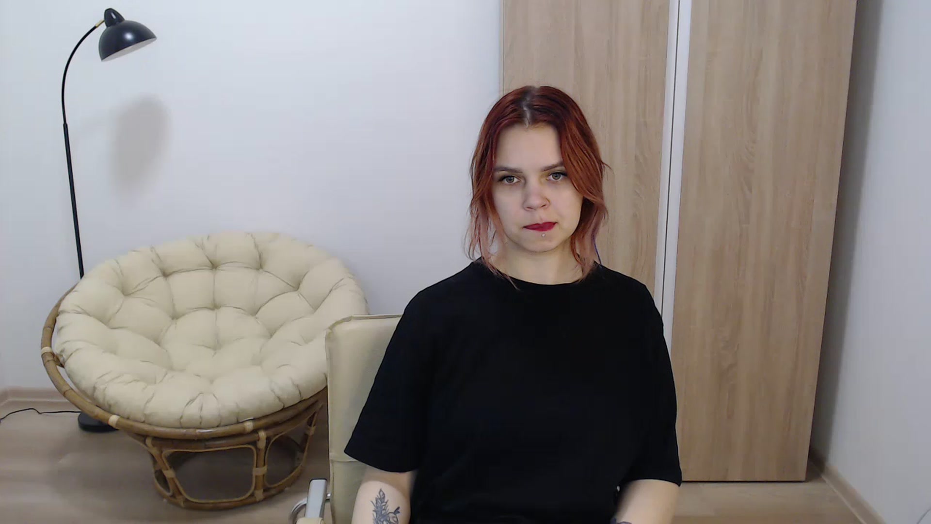 Gallery image thumbnail from NicolyRio's myfreecams stream on, 12/06/2022, 09:06 image 13 of 20