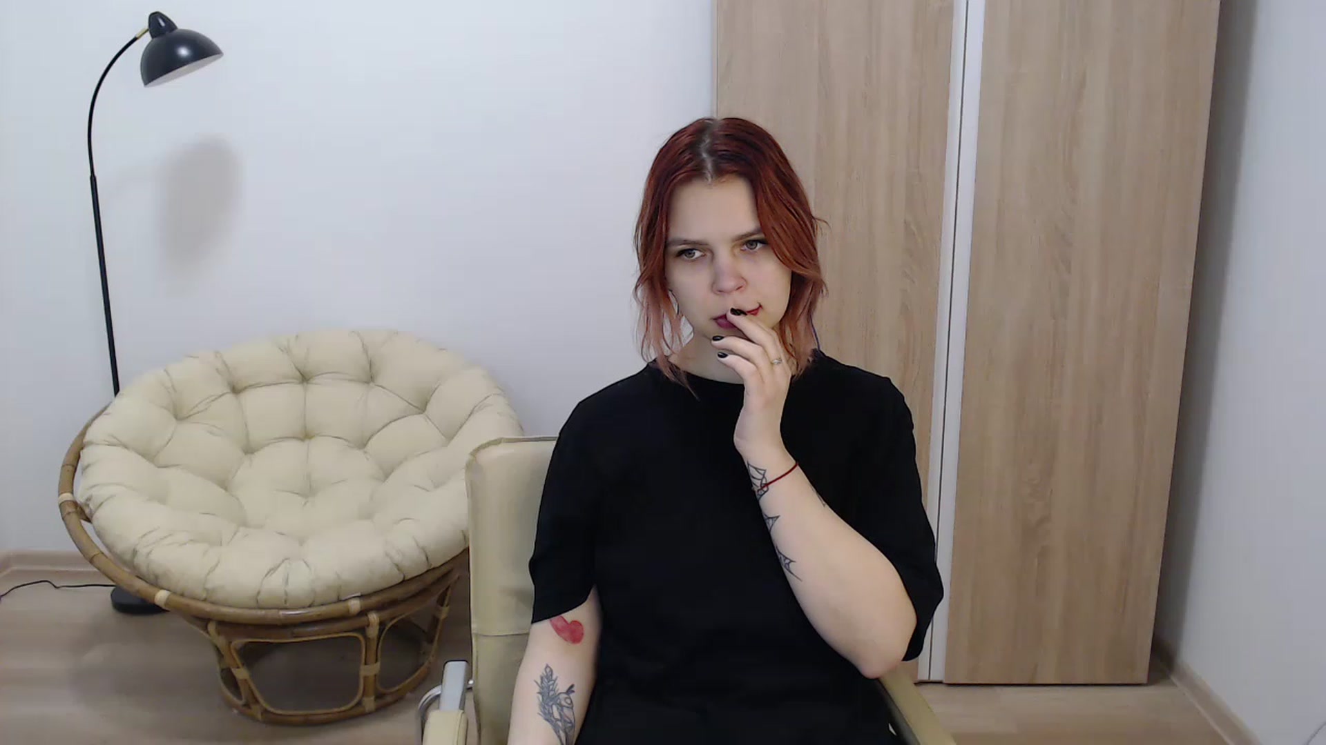 Gallery image thumbnail from NicolyRio's myfreecams stream on, 12/06/2022, 09:06 image 12 of 20