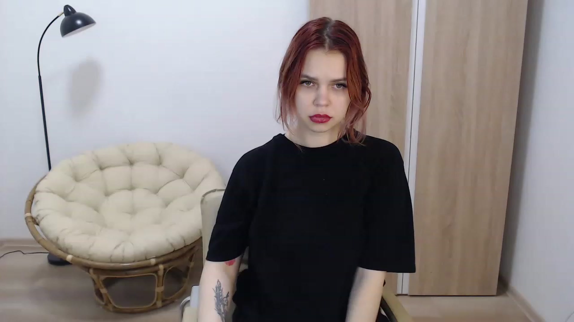 Gallery image thumbnail from NicolyRio's myfreecams stream on, 12/06/2022, 09:06 image 7 of 20