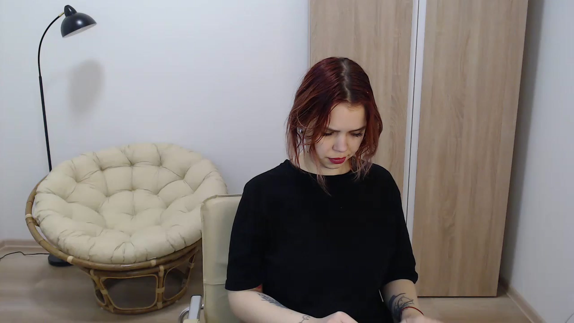 Gallery image thumbnail from NicolyRio's myfreecams stream on, 12/06/2022, 09:06 image 18 of 20