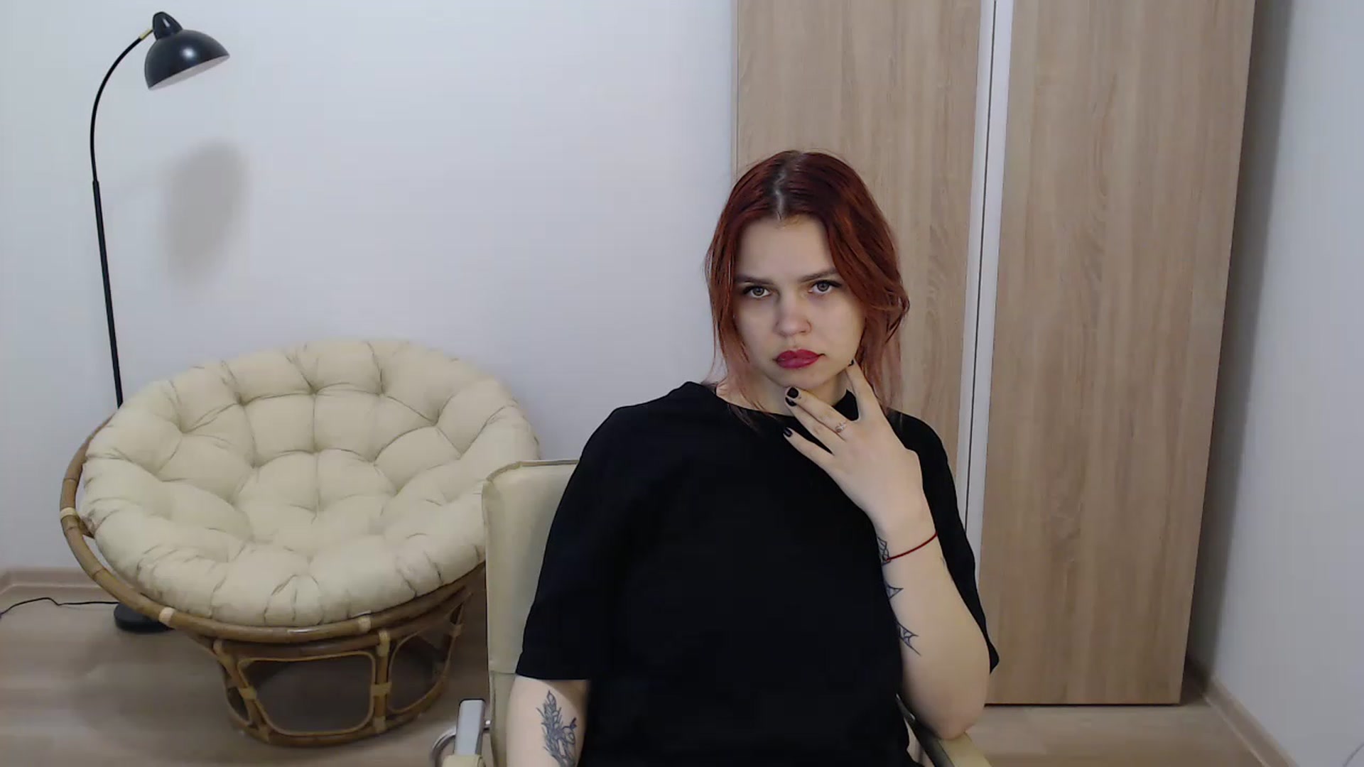 Gallery image thumbnail from NicolyRio's myfreecams stream on, 12/06/2022, 09:06 image 2 of 20