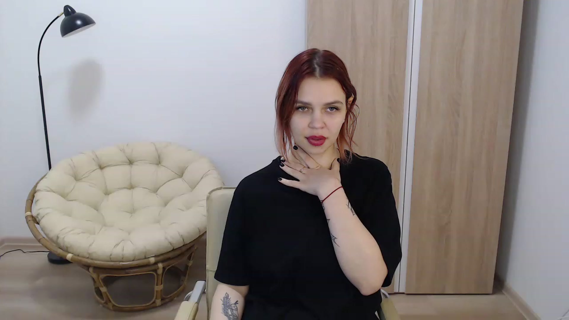 Gallery image thumbnail from NicolyRio's myfreecams stream on, 12/06/2022, 10:25 image 2 of 20