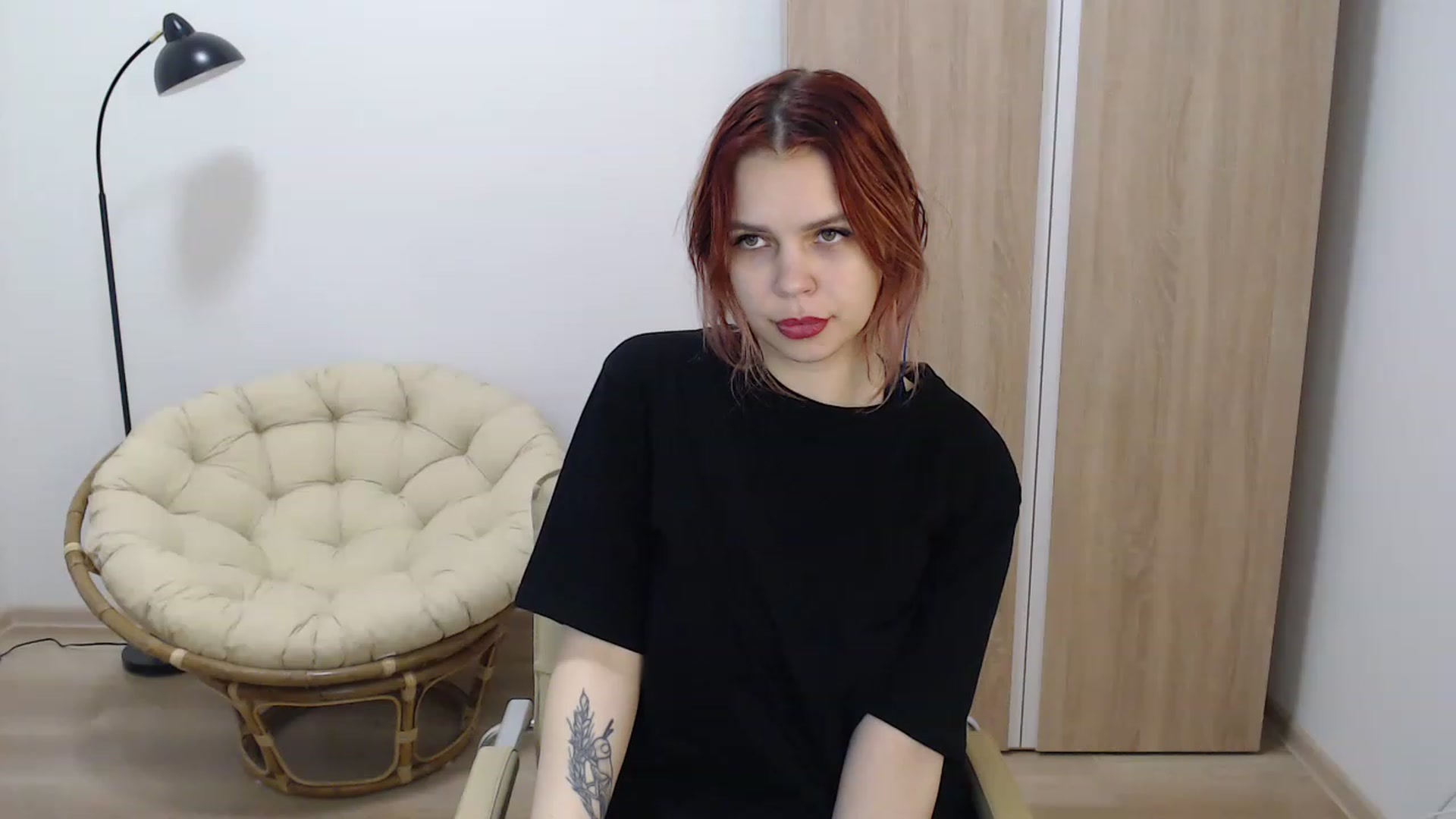 Gallery image thumbnail from NicolyRio's myfreecams stream on, 12/06/2022, 10:25 image 14 of 20
