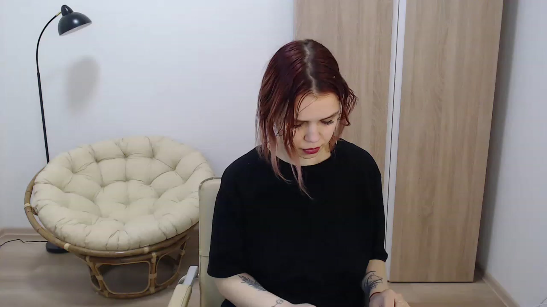 Gallery image thumbnail from NicolyRio's myfreecams stream on, 12/06/2022, 10:25 image 4 of 20