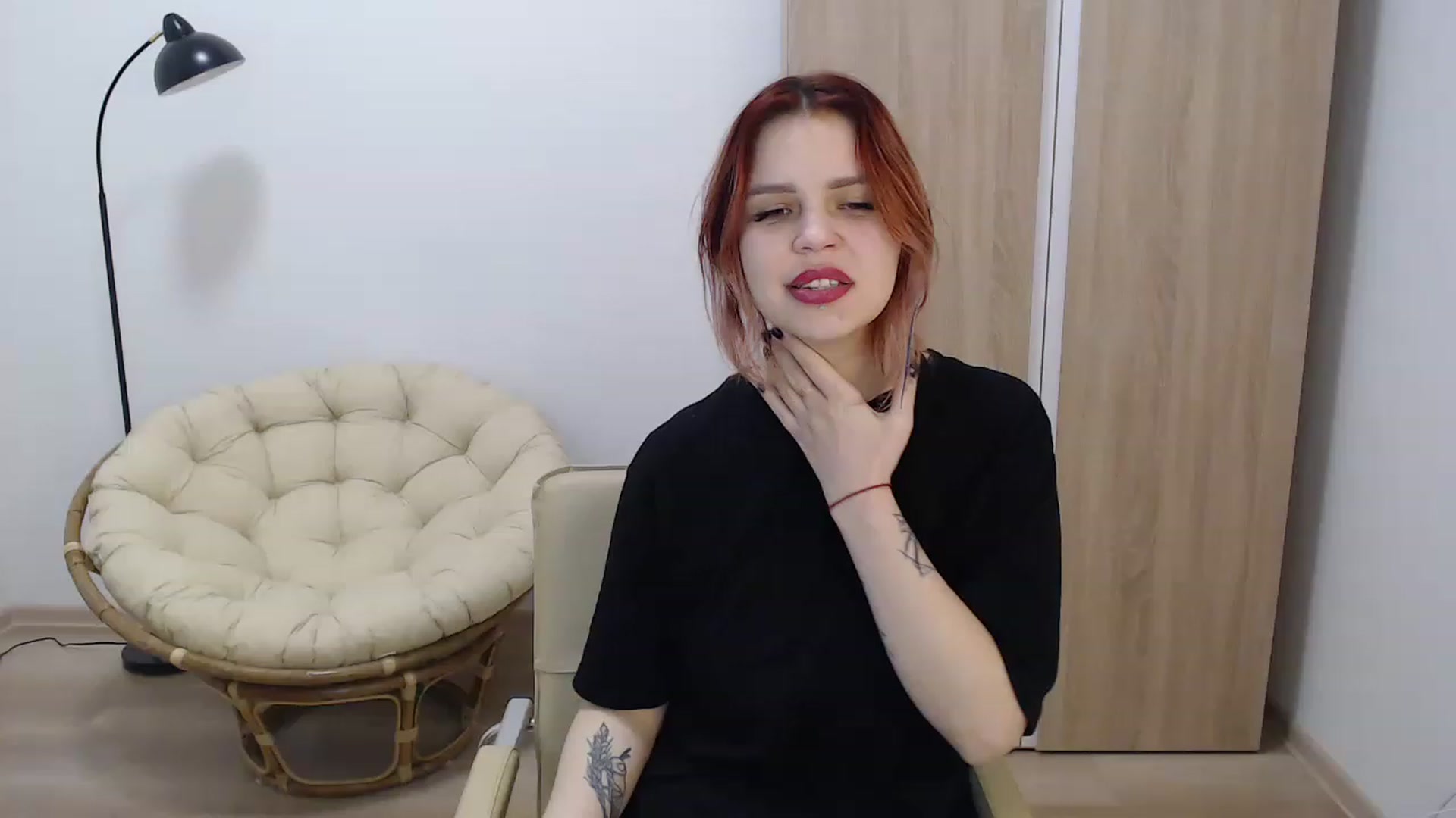 Gallery image thumbnail from NicolyRio's myfreecams stream on, 12/06/2022, 10:25 image 16 of 20