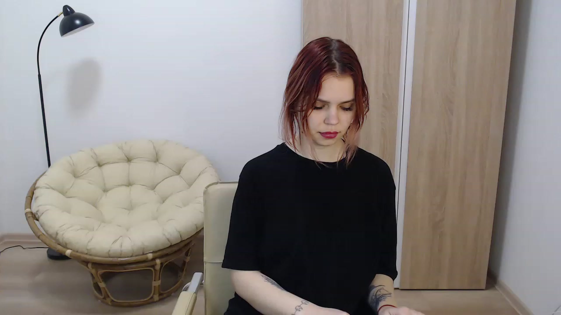 Gallery image thumbnail from NicolyRio's myfreecams stream on, 12/06/2022, 10:25 image 6 of 20
