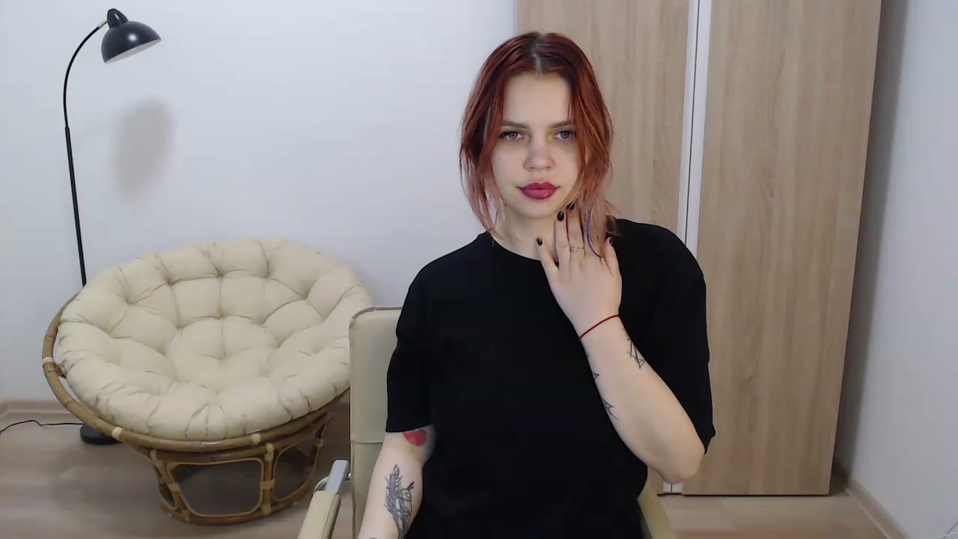 Gallery image thumbnail from NicolyRio's myfreecams stream on, 12/06/2022, 10:25 image 17 of 20