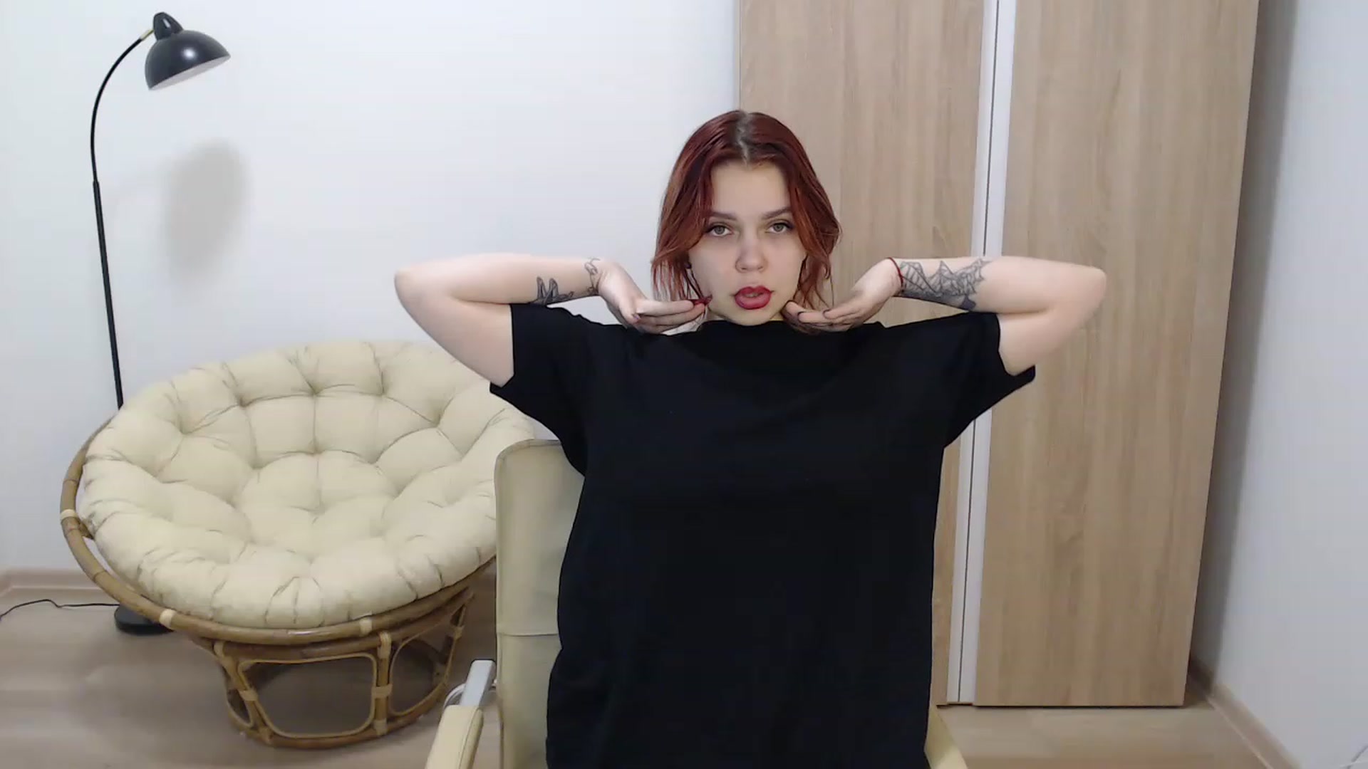 Gallery image thumbnail from NicolyRio's myfreecams stream on, 12/06/2022, 10:25 image 12 of 20