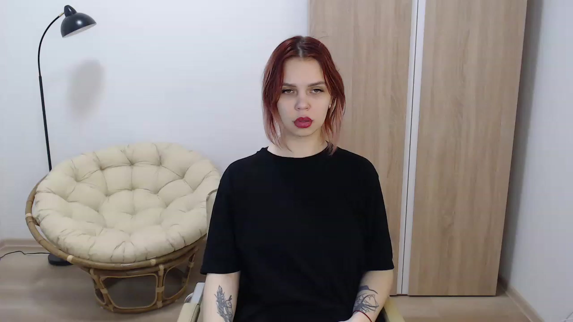 Gallery image thumbnail from NicolyRio's myfreecams stream on, 12/06/2022, 10:45 image 11 of 20