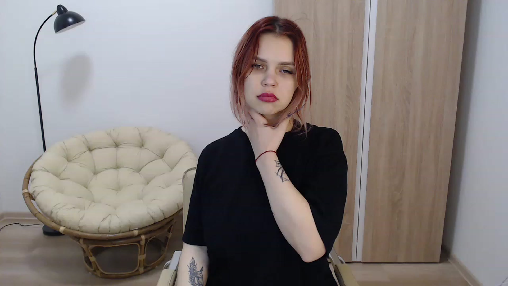 Gallery image thumbnail from NicolyRio's myfreecams stream on, 12/06/2022, 10:45 image 8 of 20