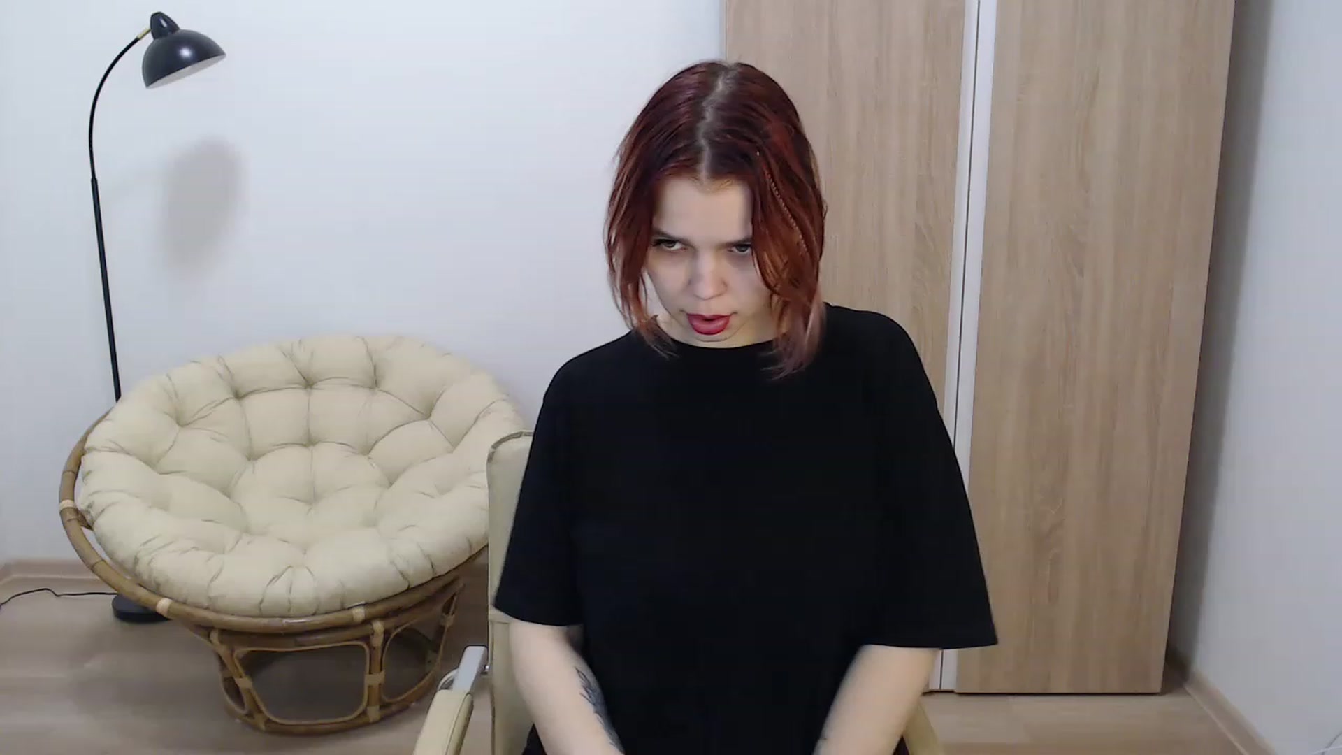 Gallery image thumbnail from NicolyRio's myfreecams stream on, 12/06/2022, 10:45 image 17 of 20