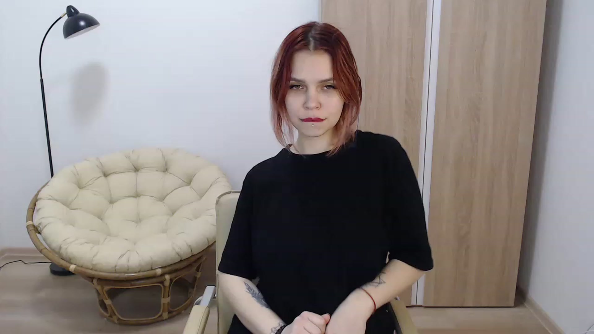 Gallery image thumbnail from NicolyRio's myfreecams stream on, 12/06/2022, 10:45 image 13 of 20