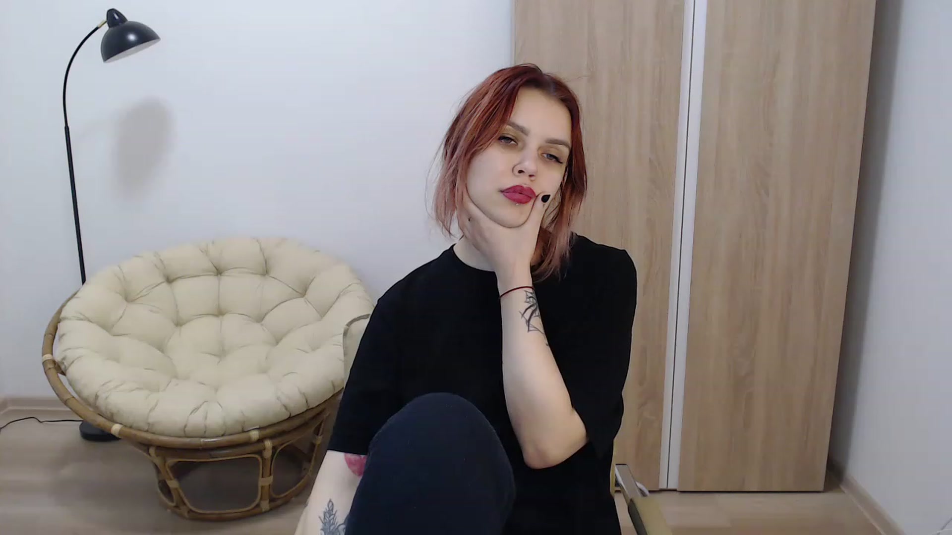 Gallery image thumbnail from NicolyRio's myfreecams stream on, 12/06/2022, 10:45 image 1 of 20