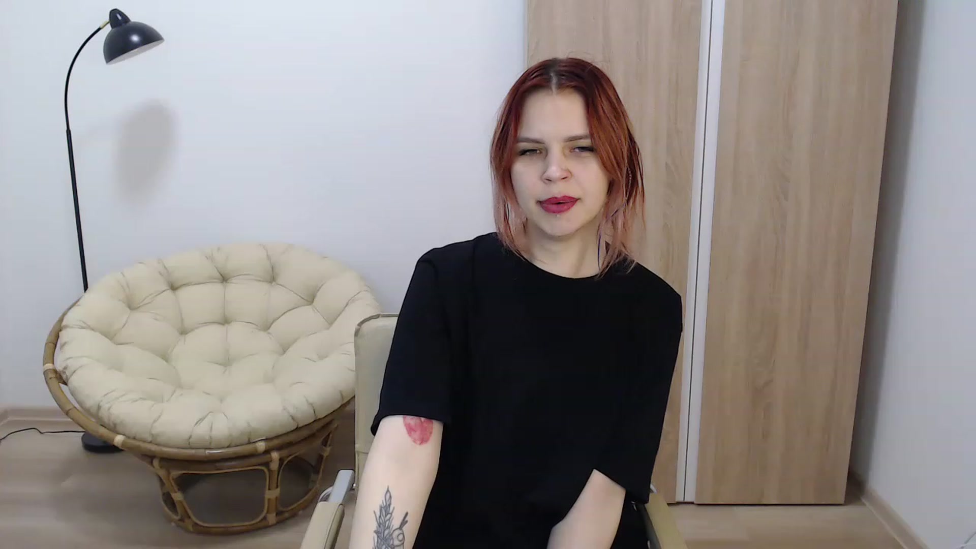 Gallery image thumbnail from NicolyRio's myfreecams stream on, 12/06/2022, 10:45 image 19 of 20