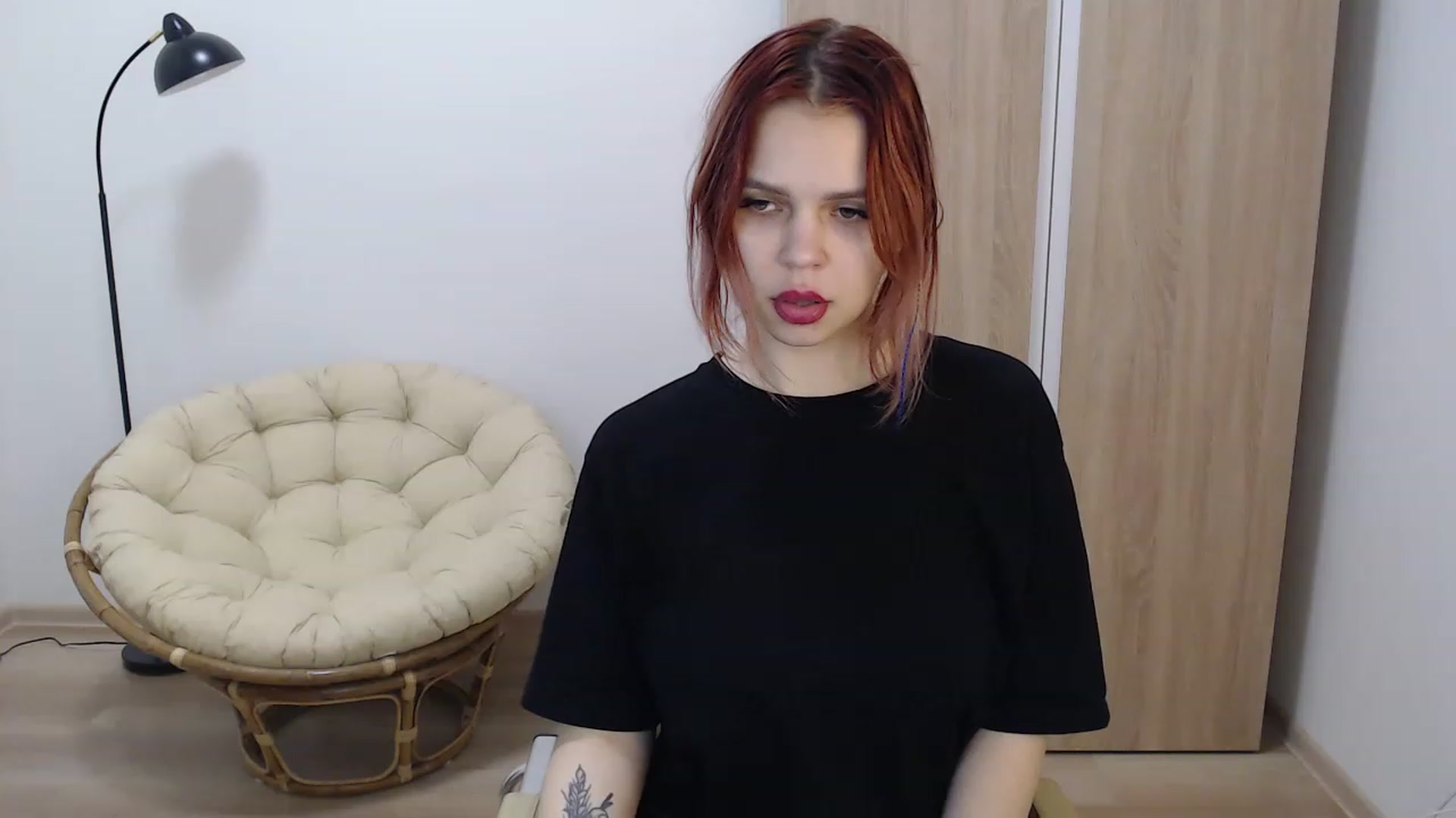 Gallery image thumbnail from NicolyRio's myfreecams stream on, 12/06/2022, 11:25 image 1 of 20