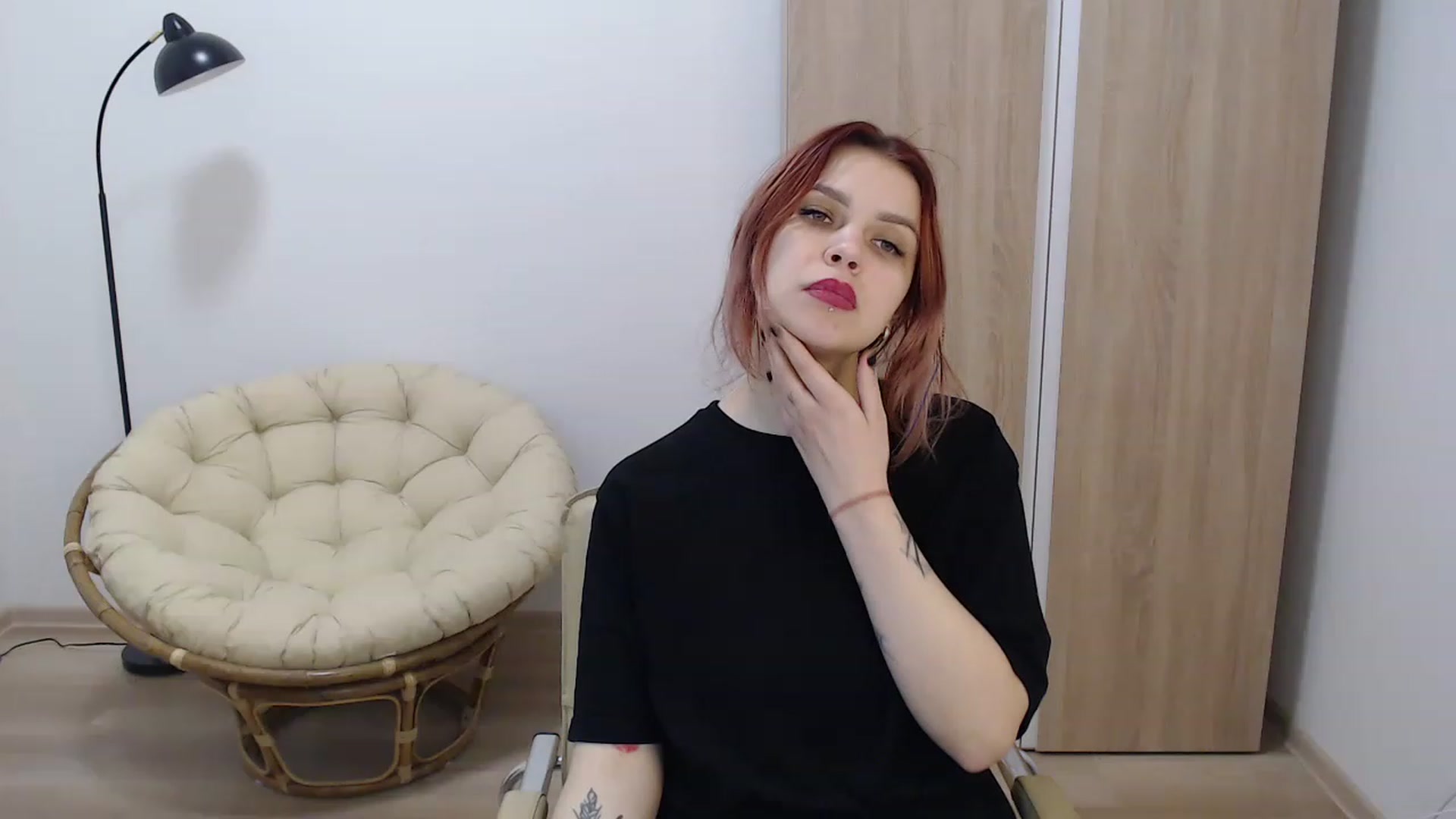 Gallery image thumbnail from NicolyRio's myfreecams stream on, 12/06/2022, 11:25 image 6 of 20