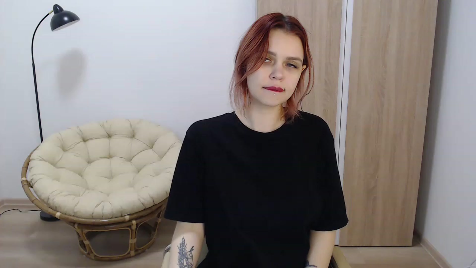 Gallery image thumbnail from NicolyRio's myfreecams stream on, 12/06/2022, 11:25 image 12 of 20