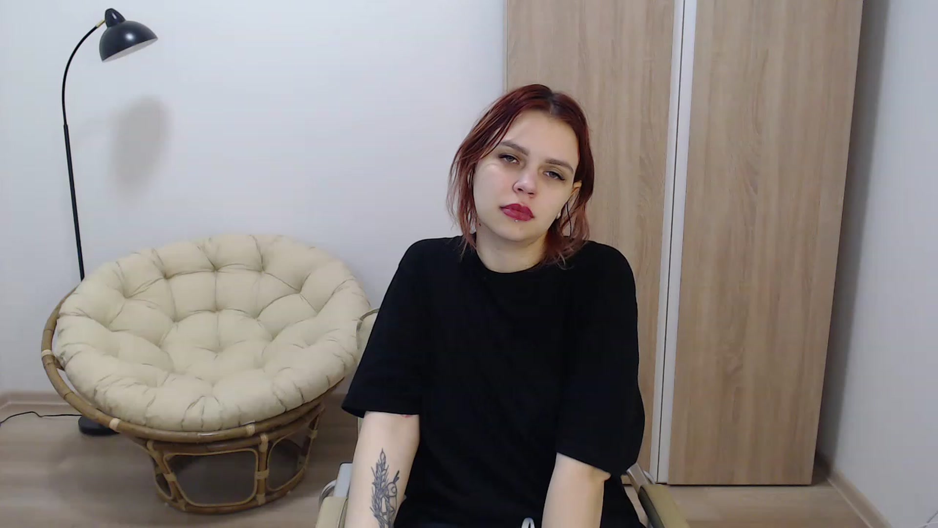 Gallery image thumbnail from NicolyRio's myfreecams stream on, 12/06/2022, 11:49 image 20 of 20