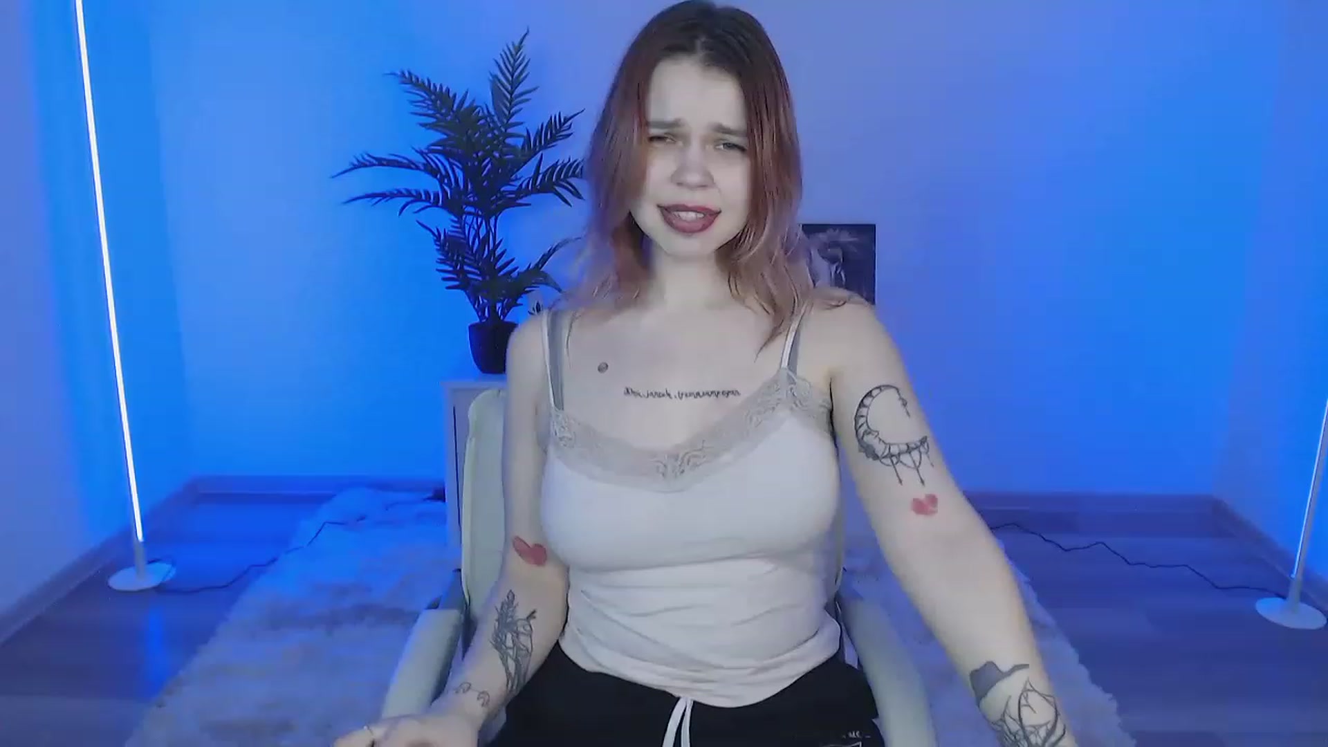 Gallery image thumbnail from NicolyRio's myfreecams stream on, 02/07/2023, 11:56 image 14 of 20