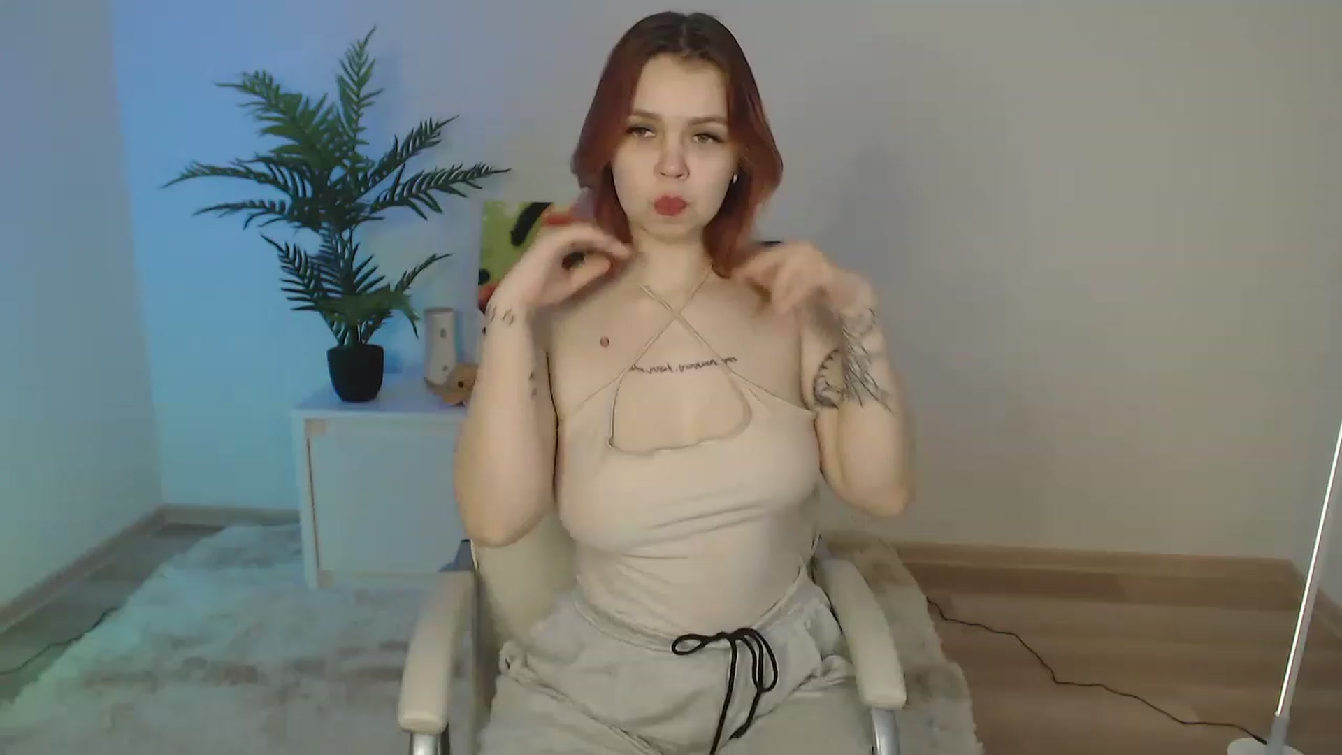 Gallery image thumbnail from NicolyRio's myfreecams stream on, 02/20/2023, 12:23 image 13 of 20