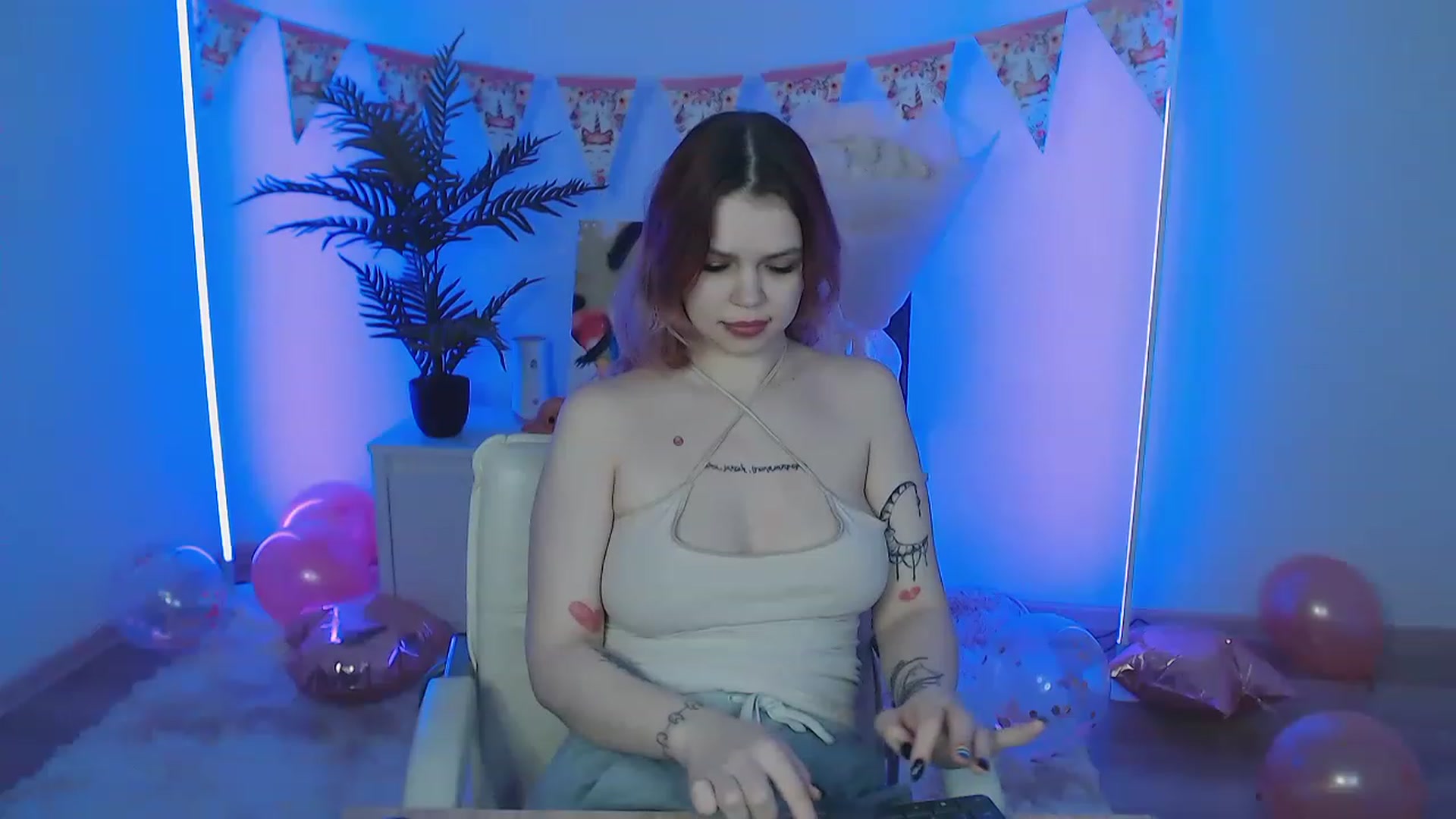 Gallery image thumbnail from NicolyRio's myfreecams stream on, 02/22/2023, 10:23 image 20 of 20